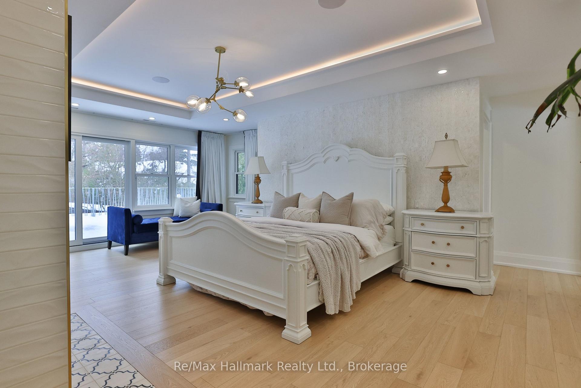 200 Chartwell Road