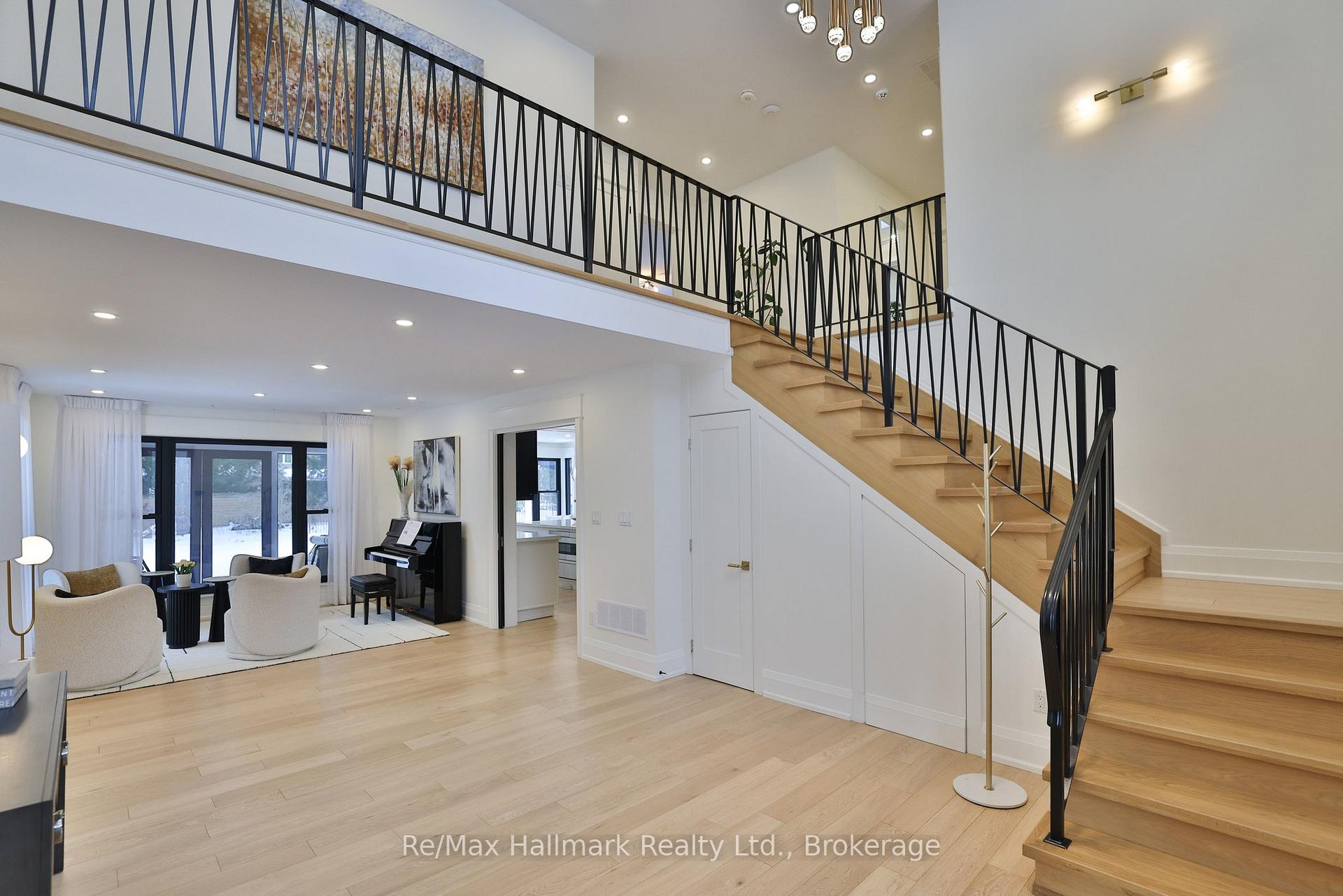 200 Chartwell Road