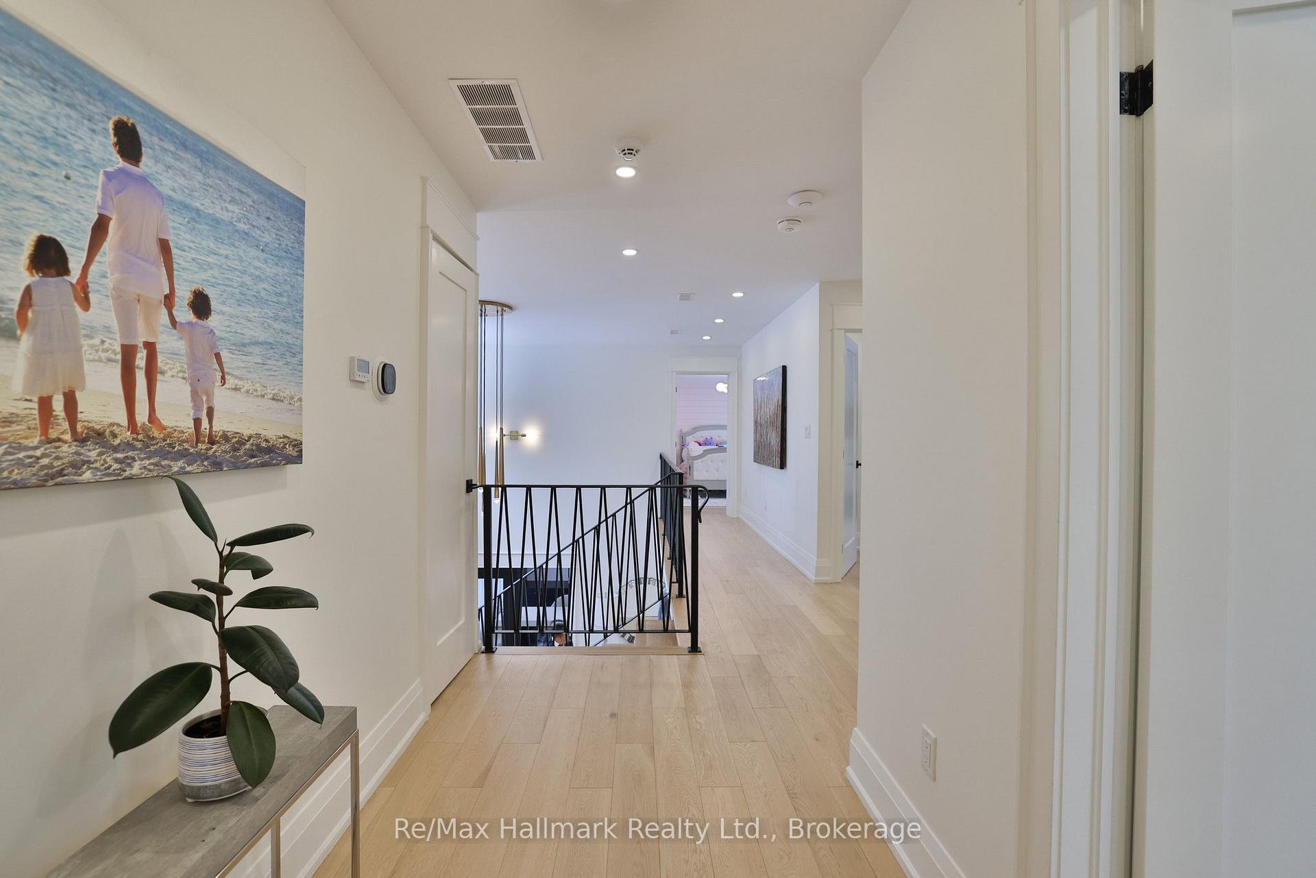 200 Chartwell Road
