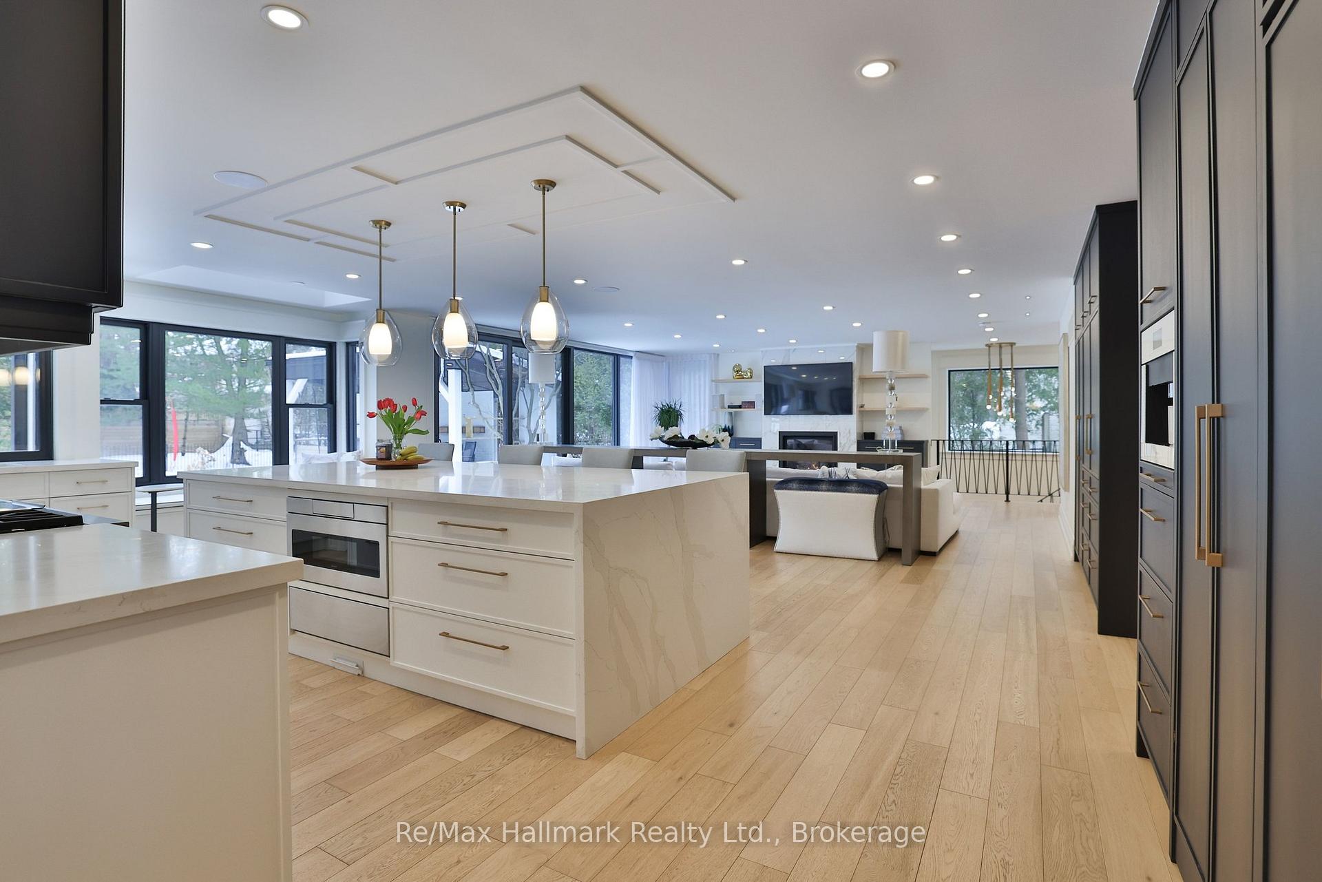 200 Chartwell Road
