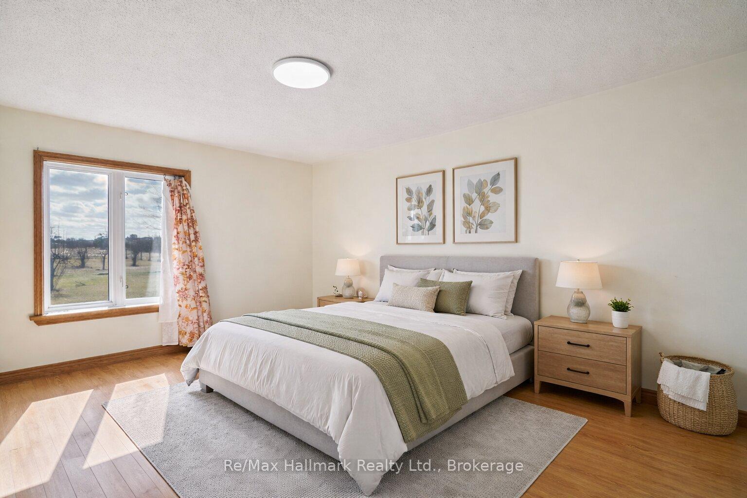 232 Eighth Road E