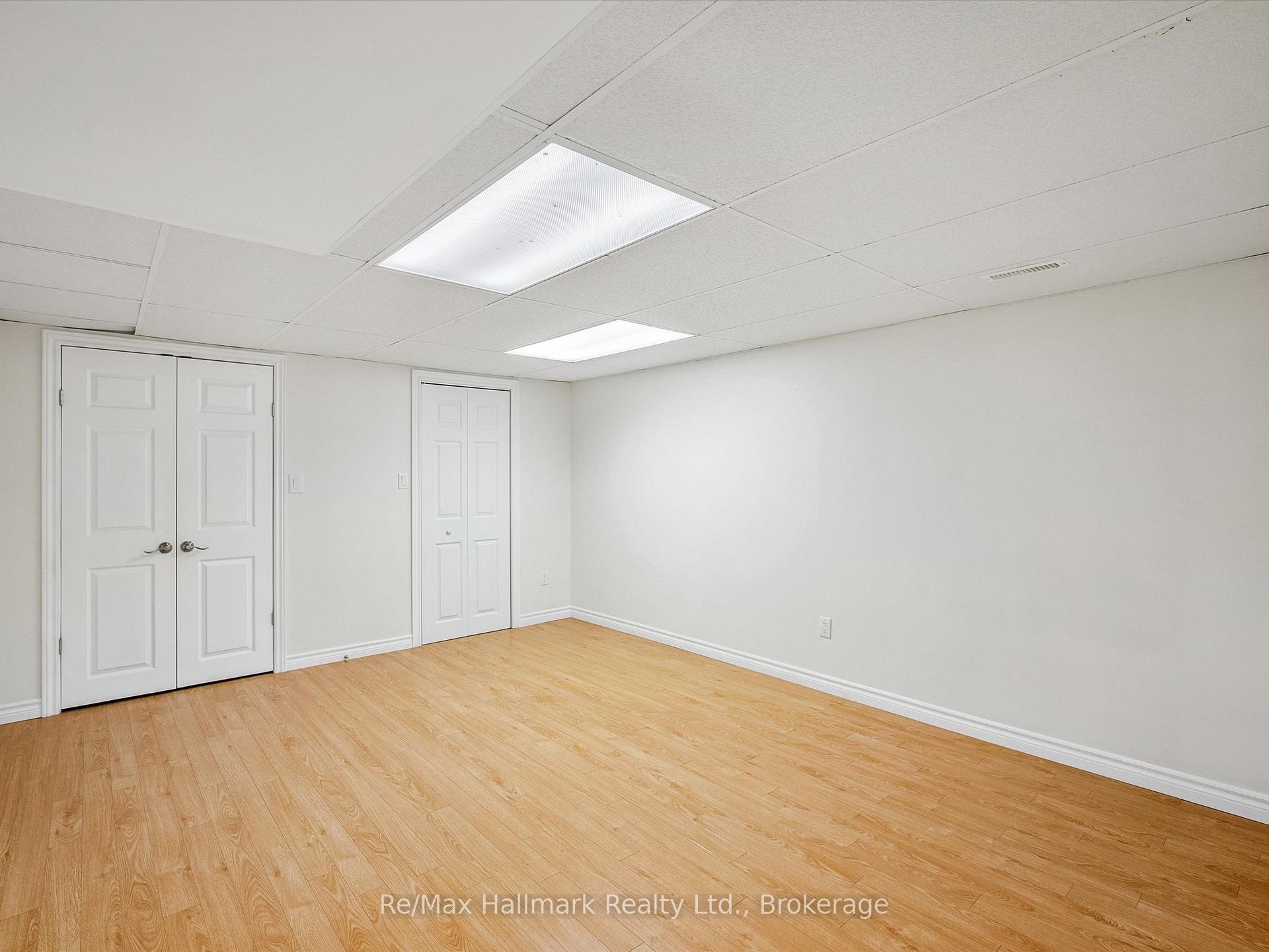 232 Eighth Road E
