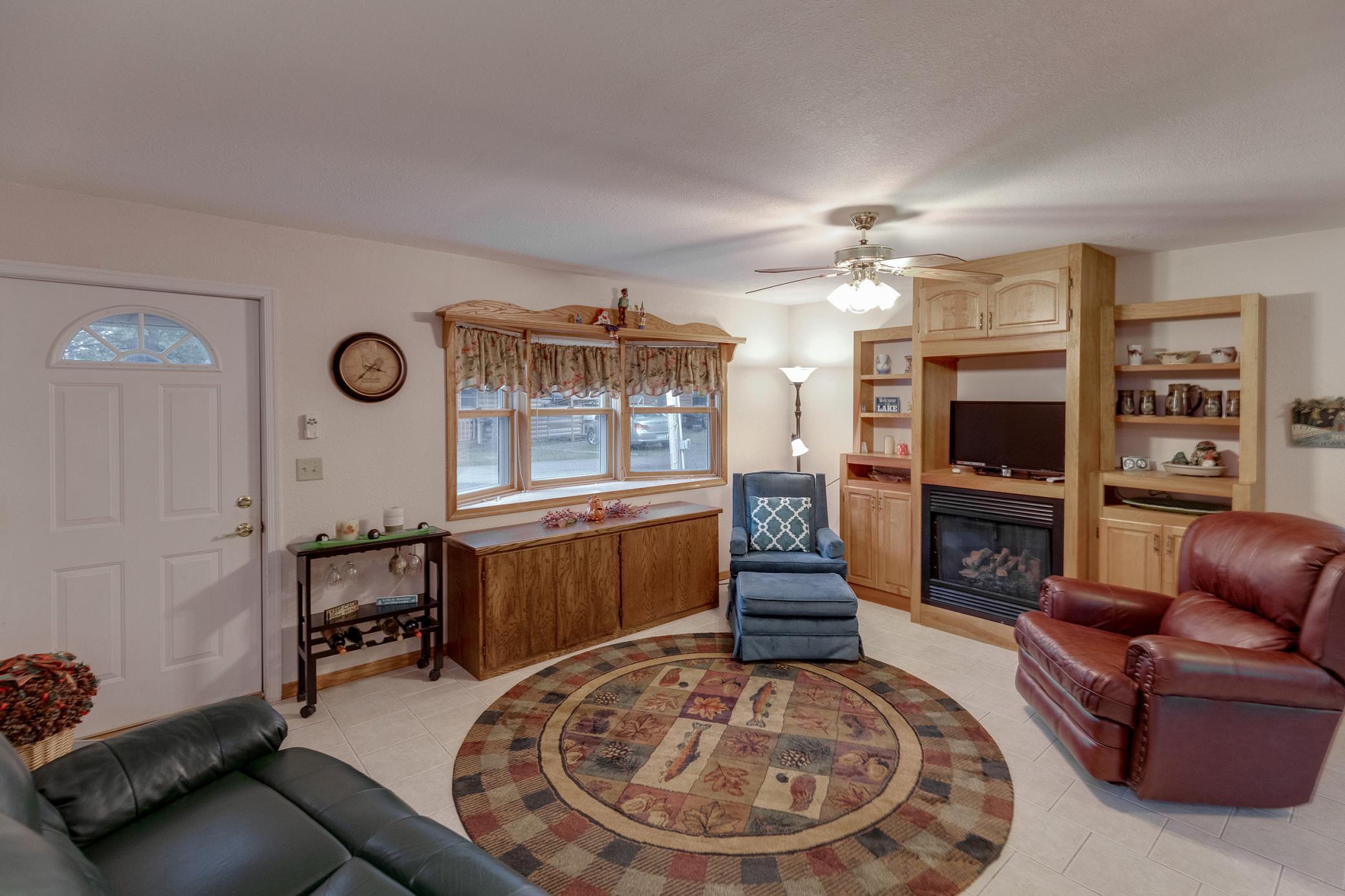 9365 Lindroth Lane