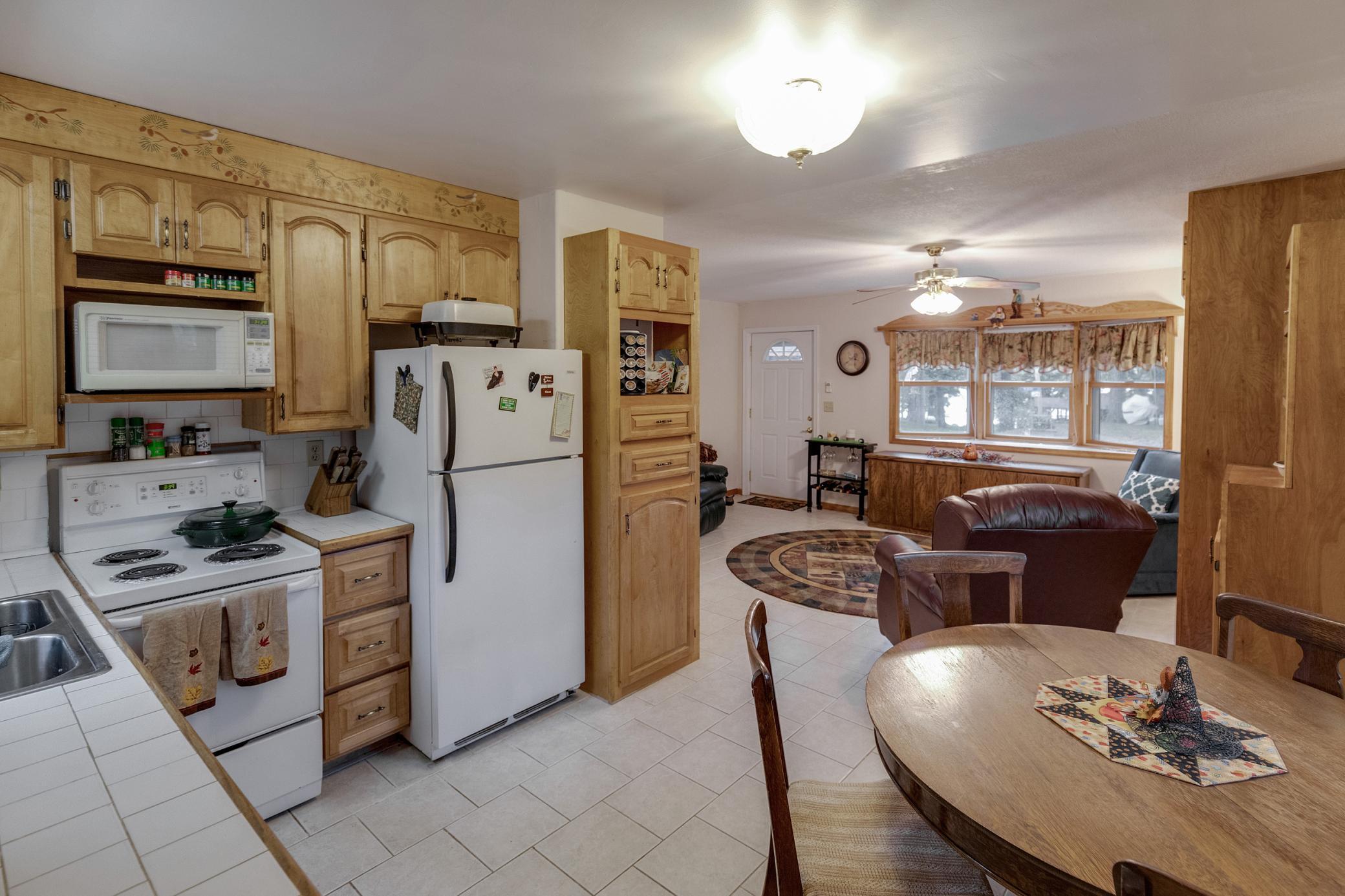 9365 Lindroth Lane