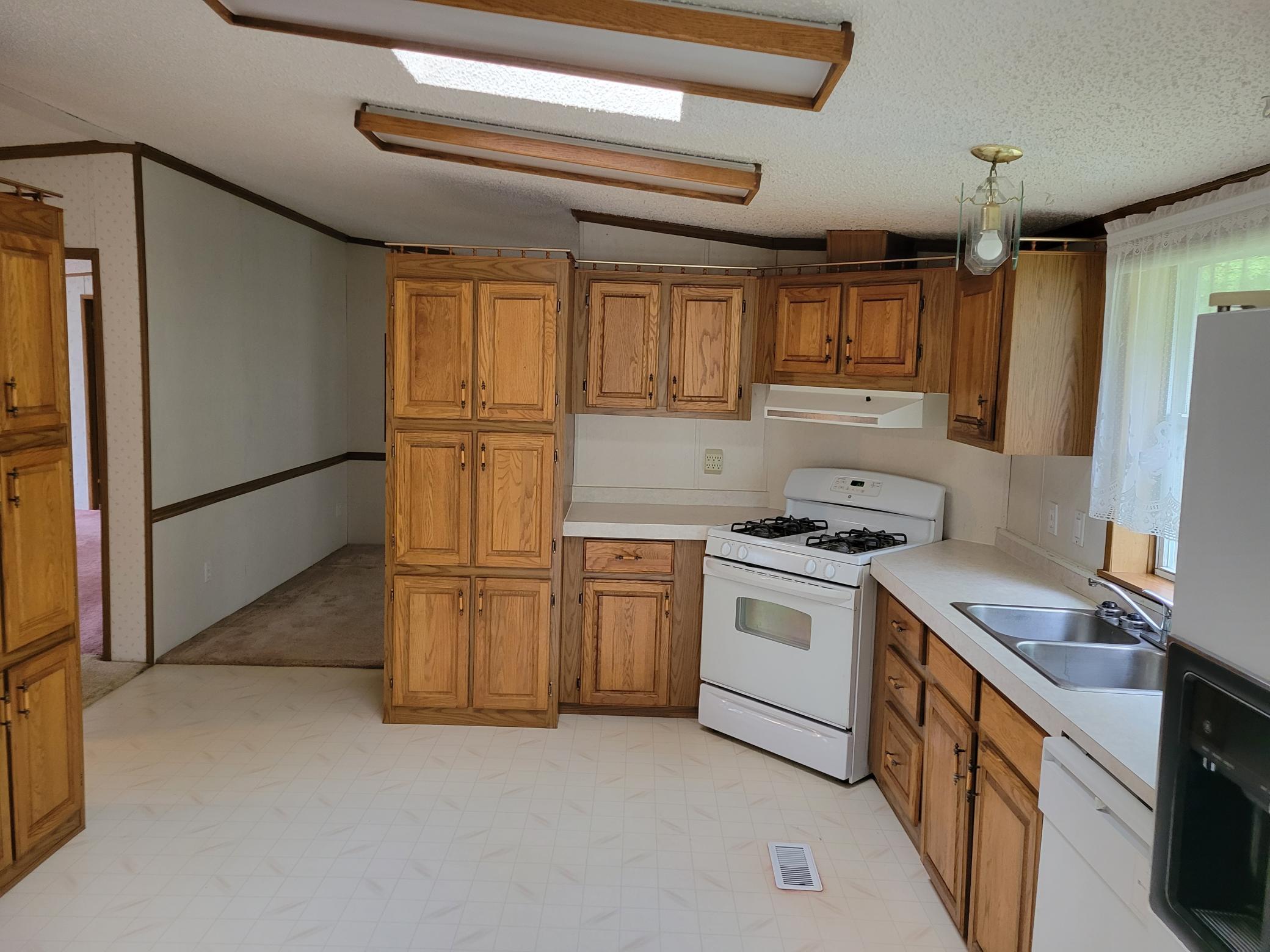 1155 Horseshoe Lake Road