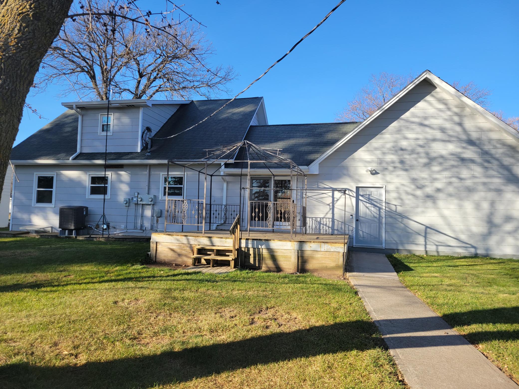 196 Fredrick Street