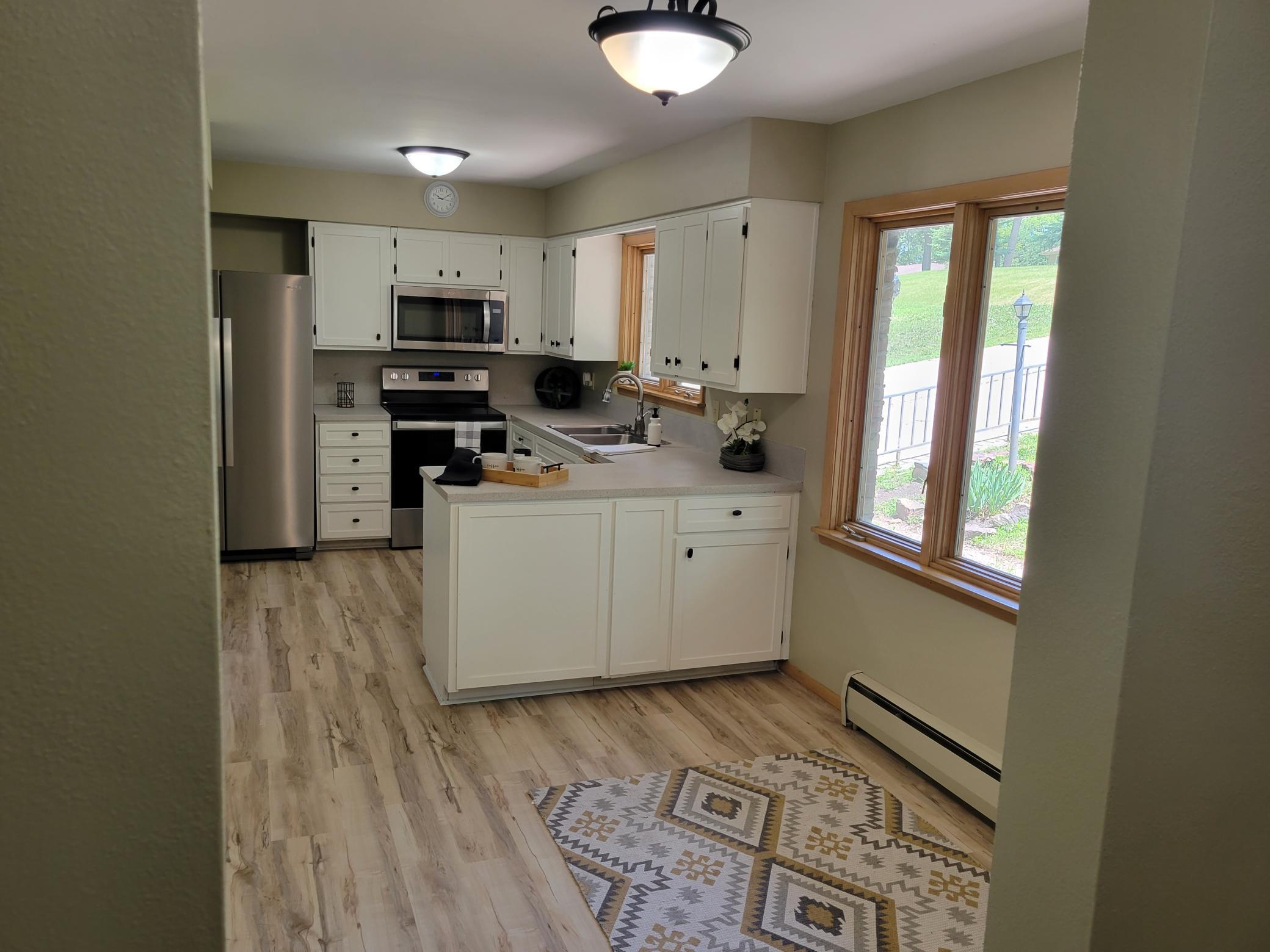 517 Guttenberg Heights