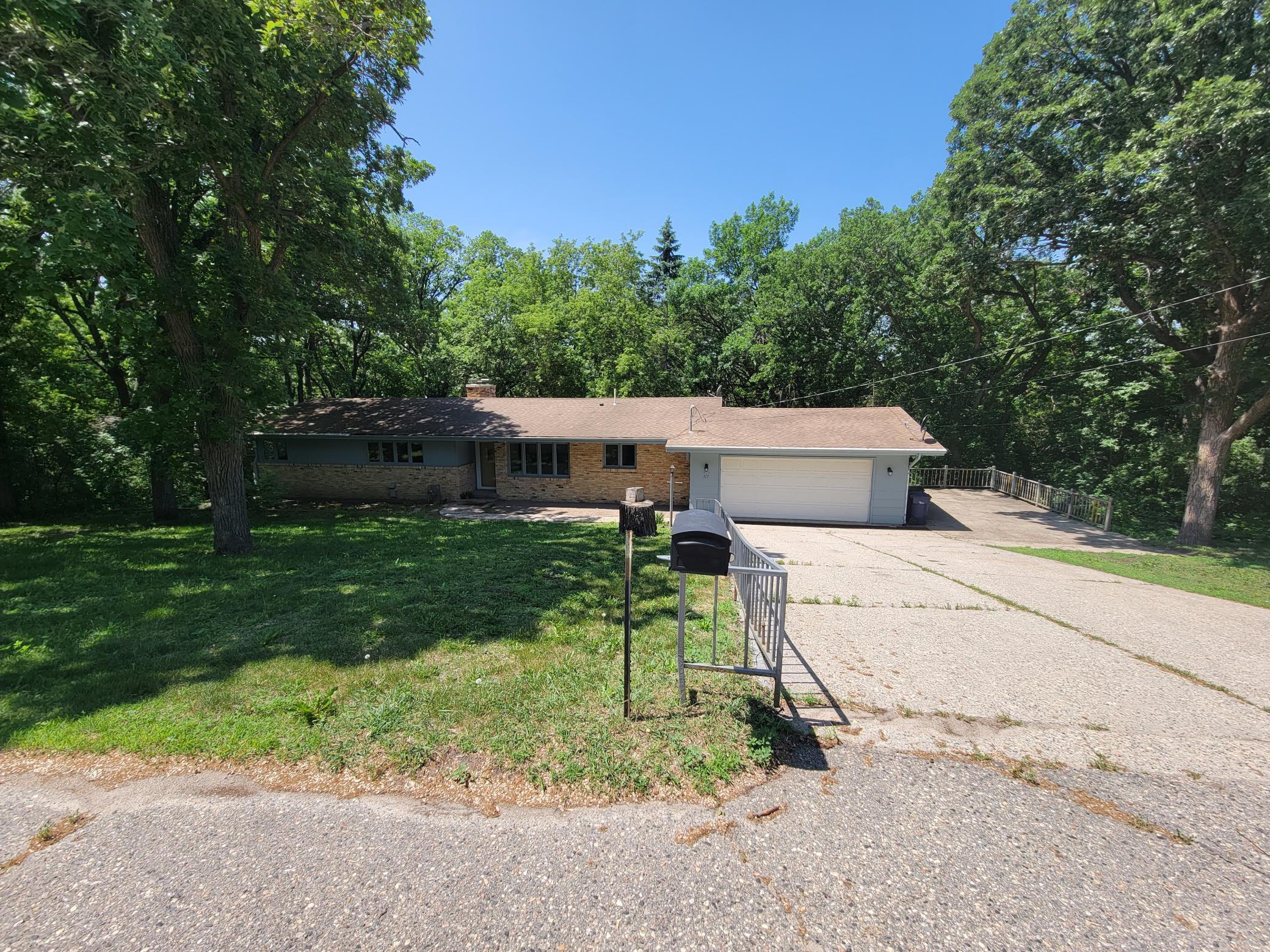 517 Guttenberg Heights