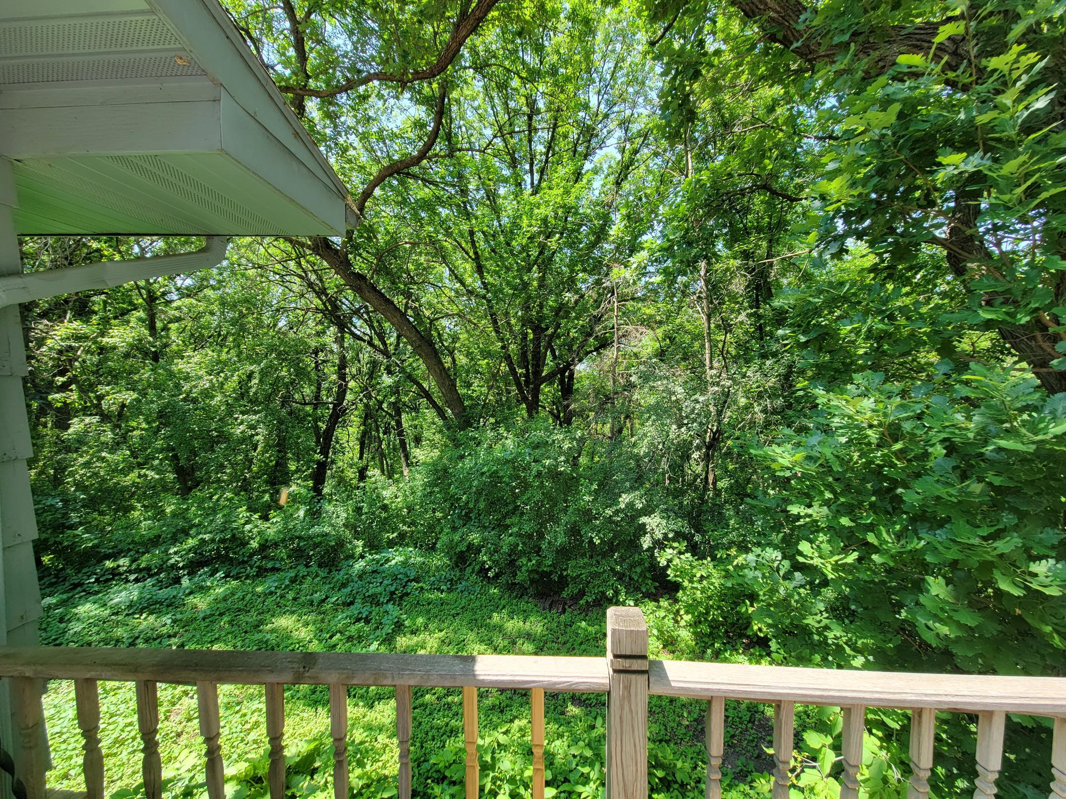 517 Guttenberg Heights