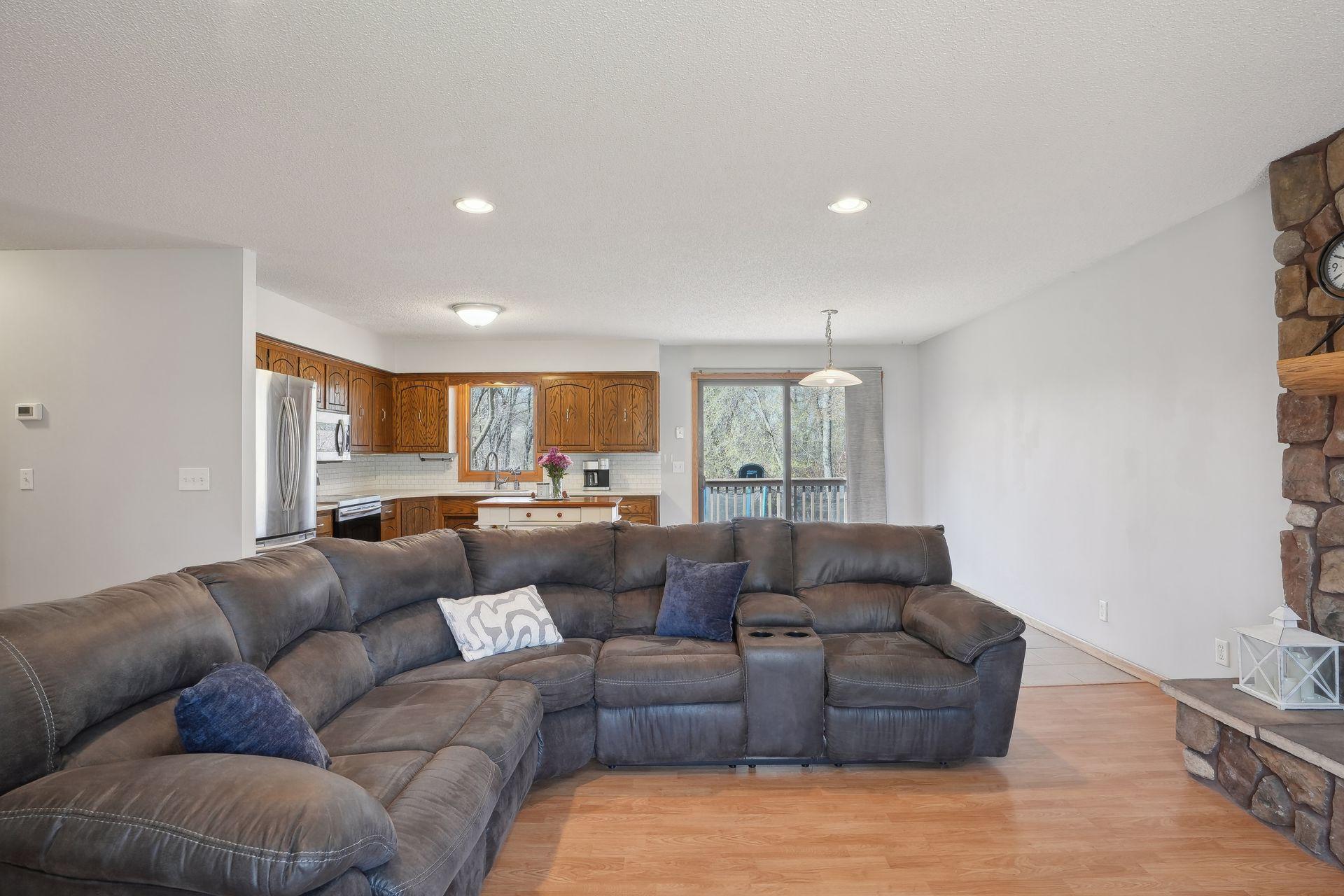 2753 225th Lane NE