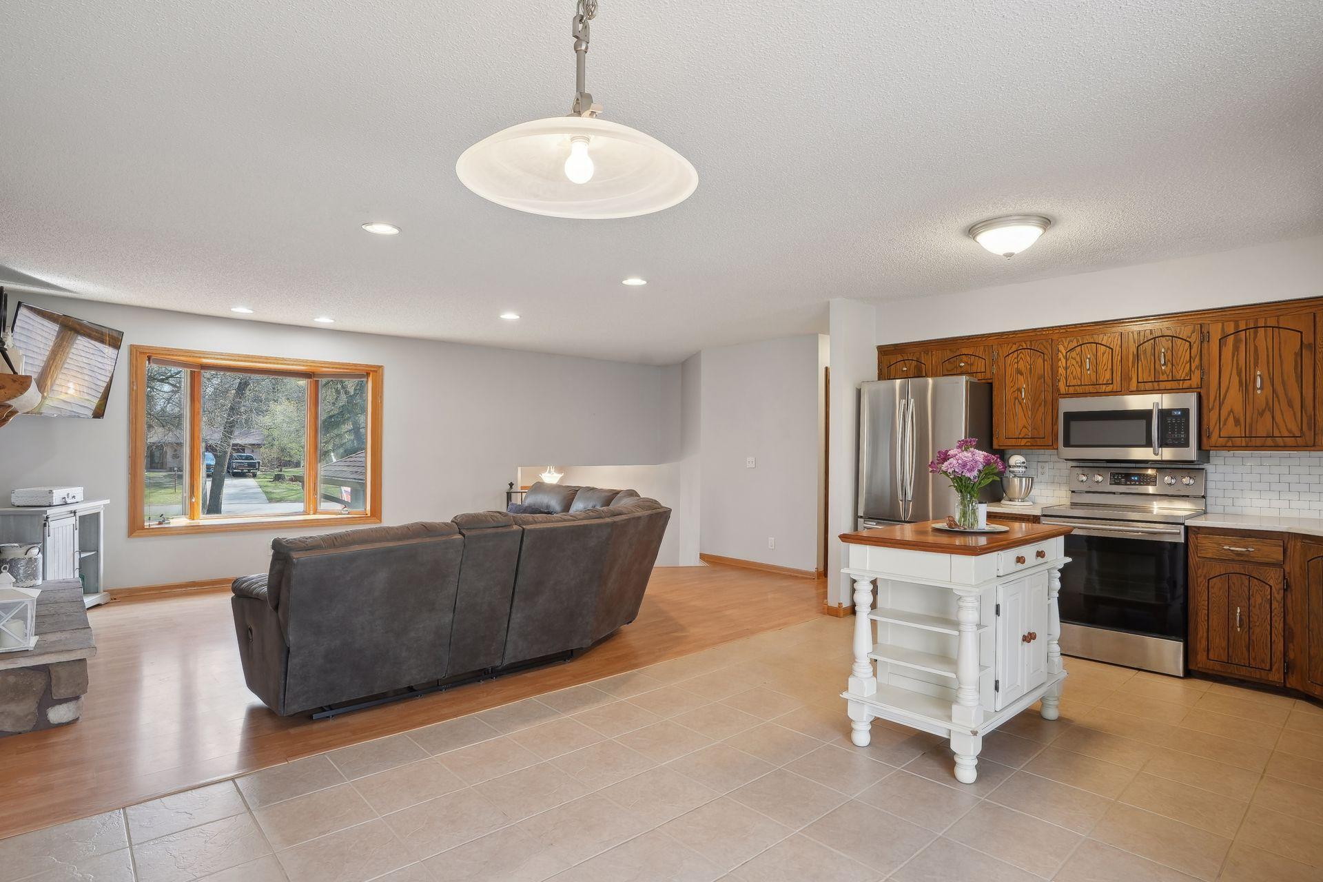 2753 225th Lane NE