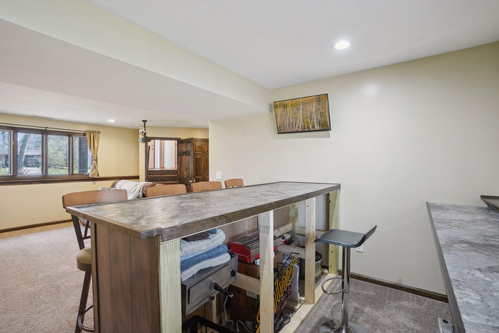 2753 225th Lane NE