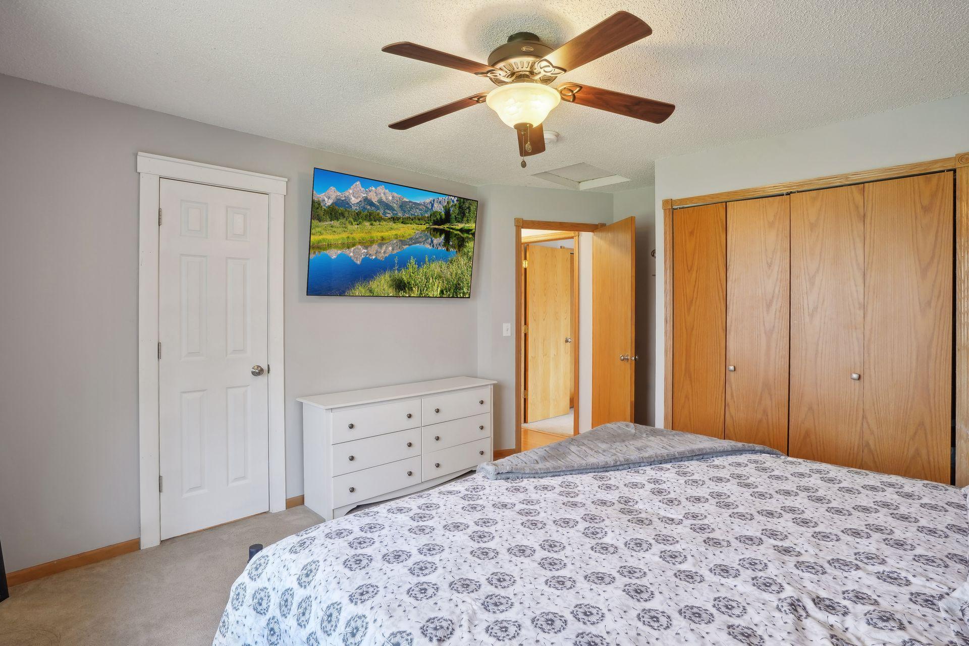 2753 225th Lane NE