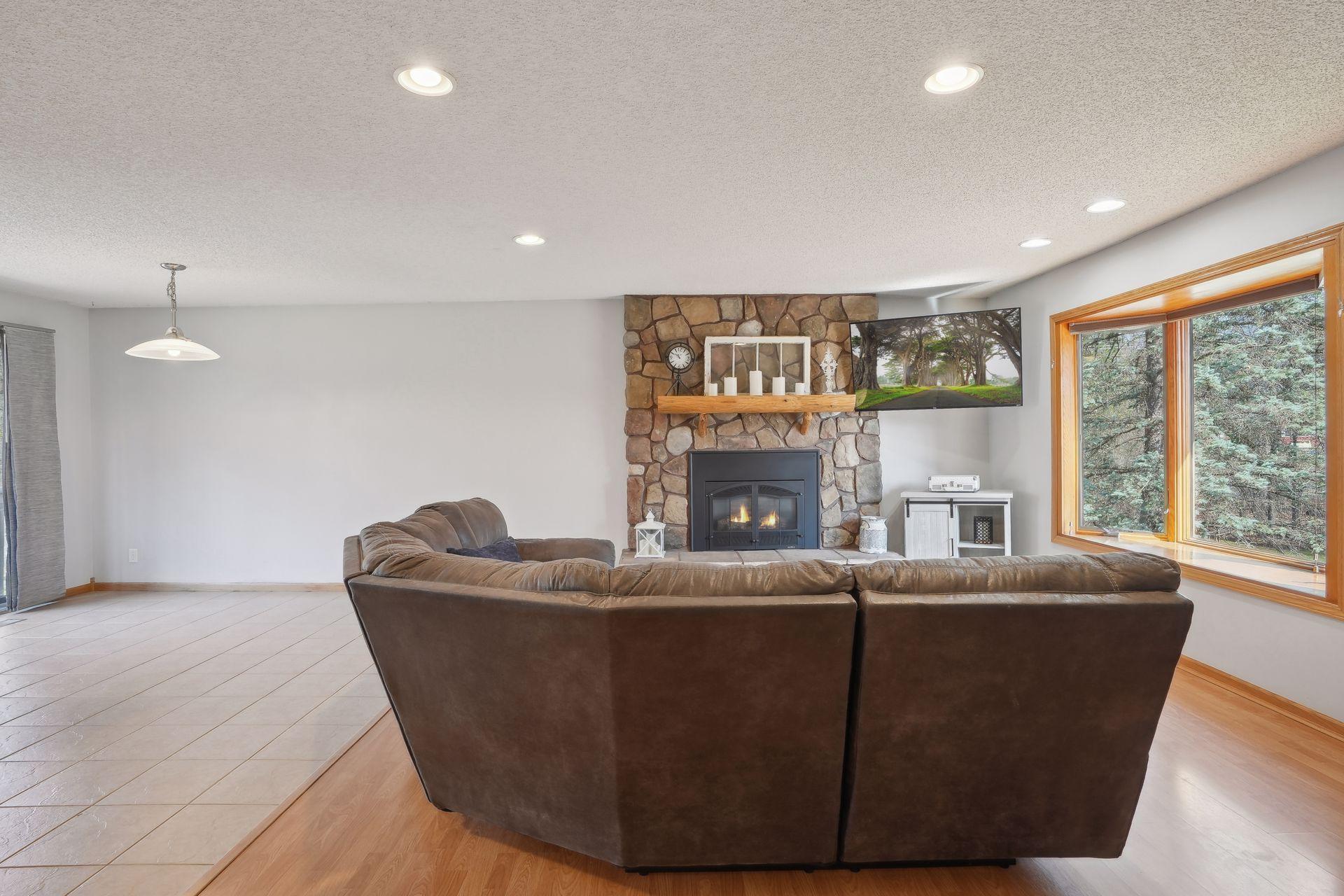 2753 225th Lane NE