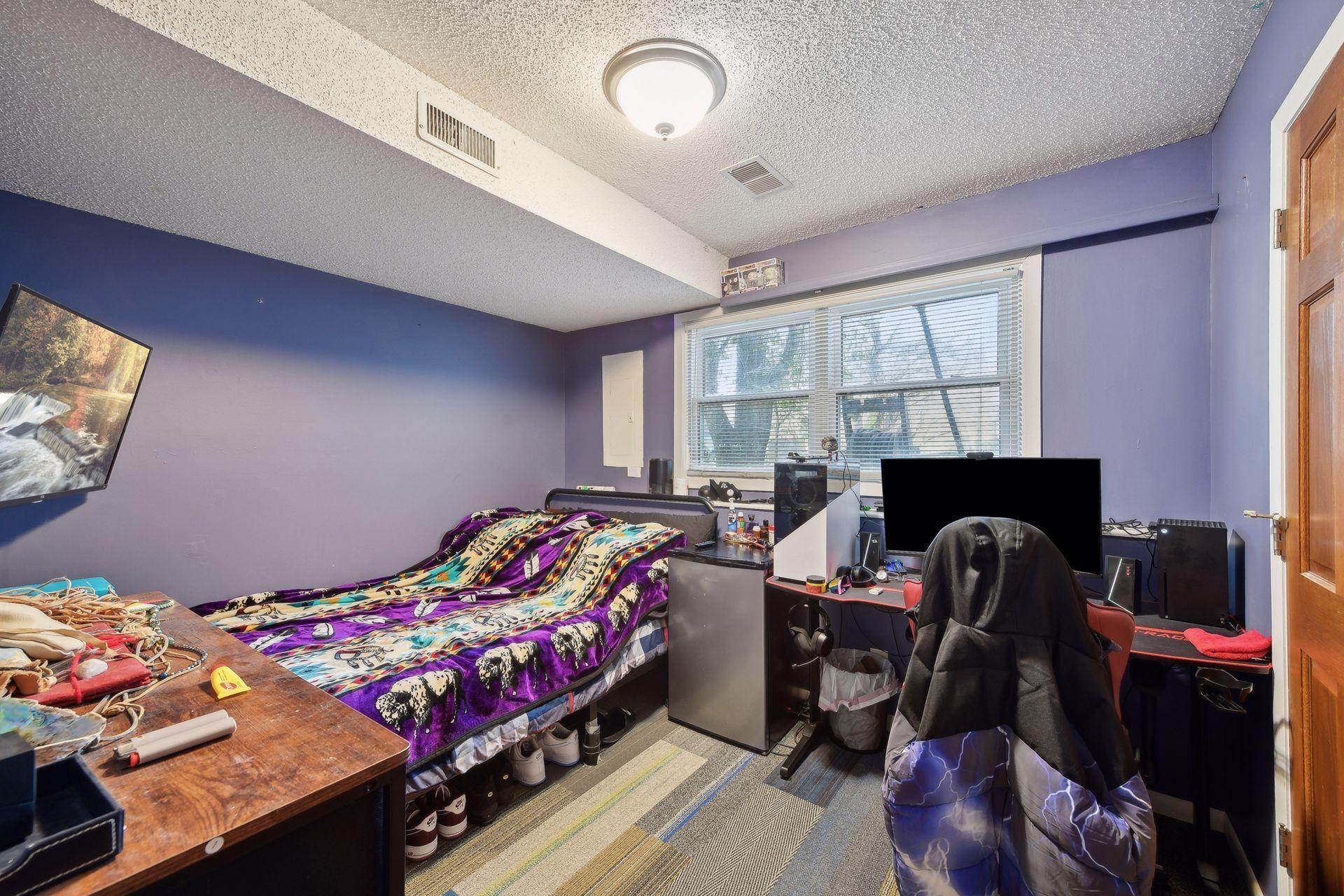 15444 Lesley Lane
