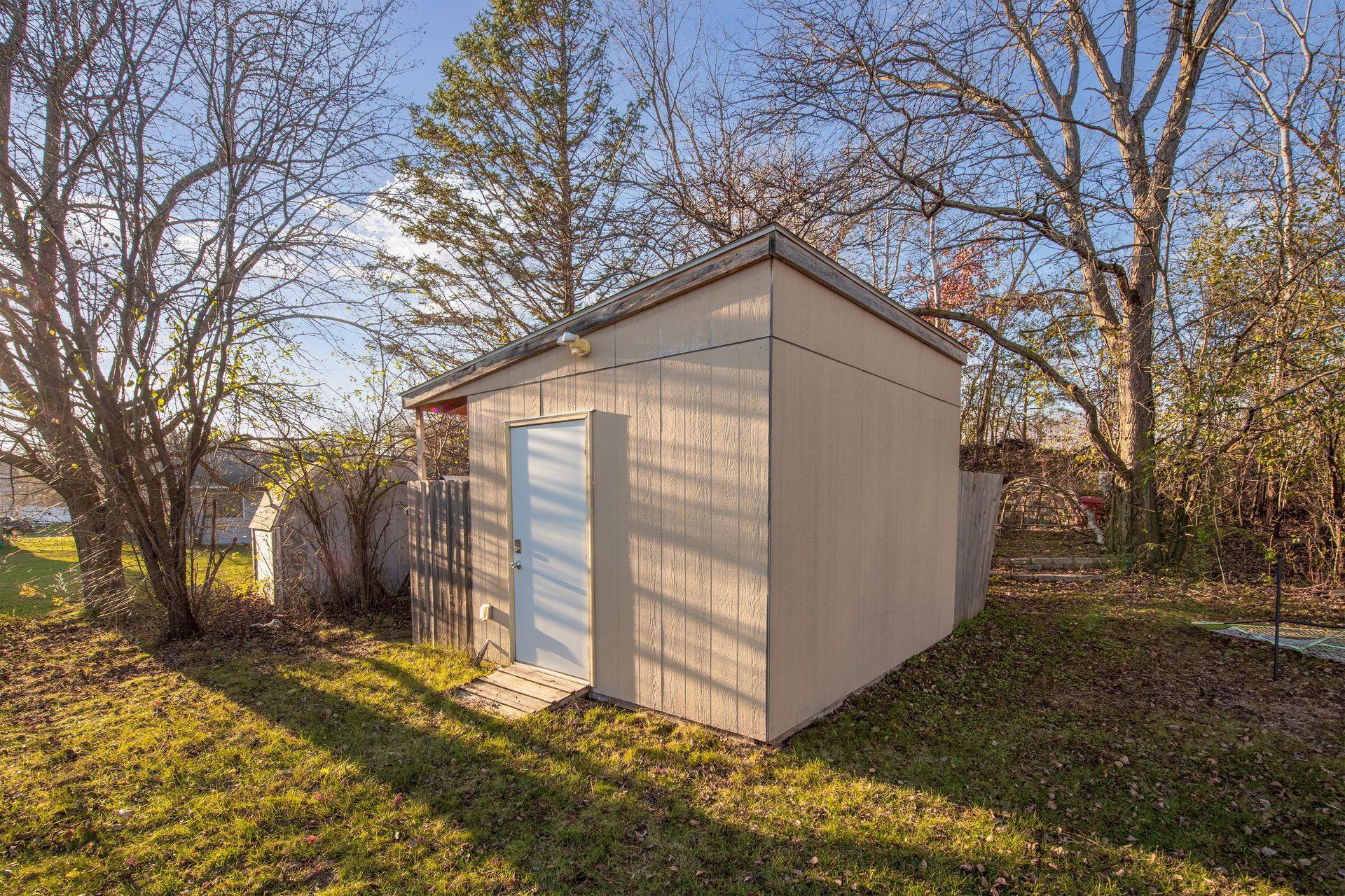 15444 Lesley Lane