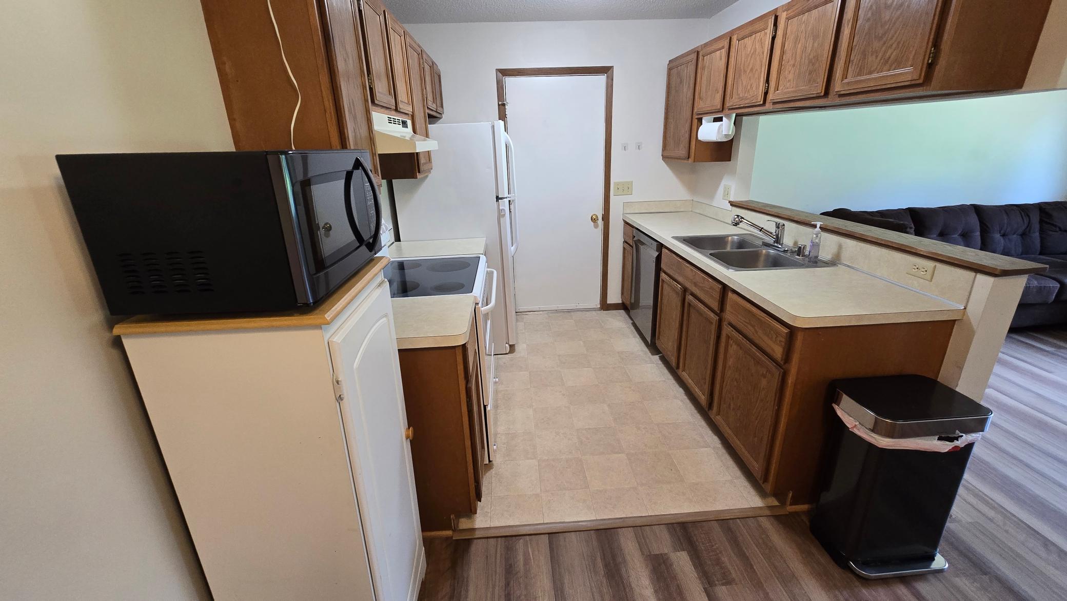 122 96th Lane NE Unit: 122