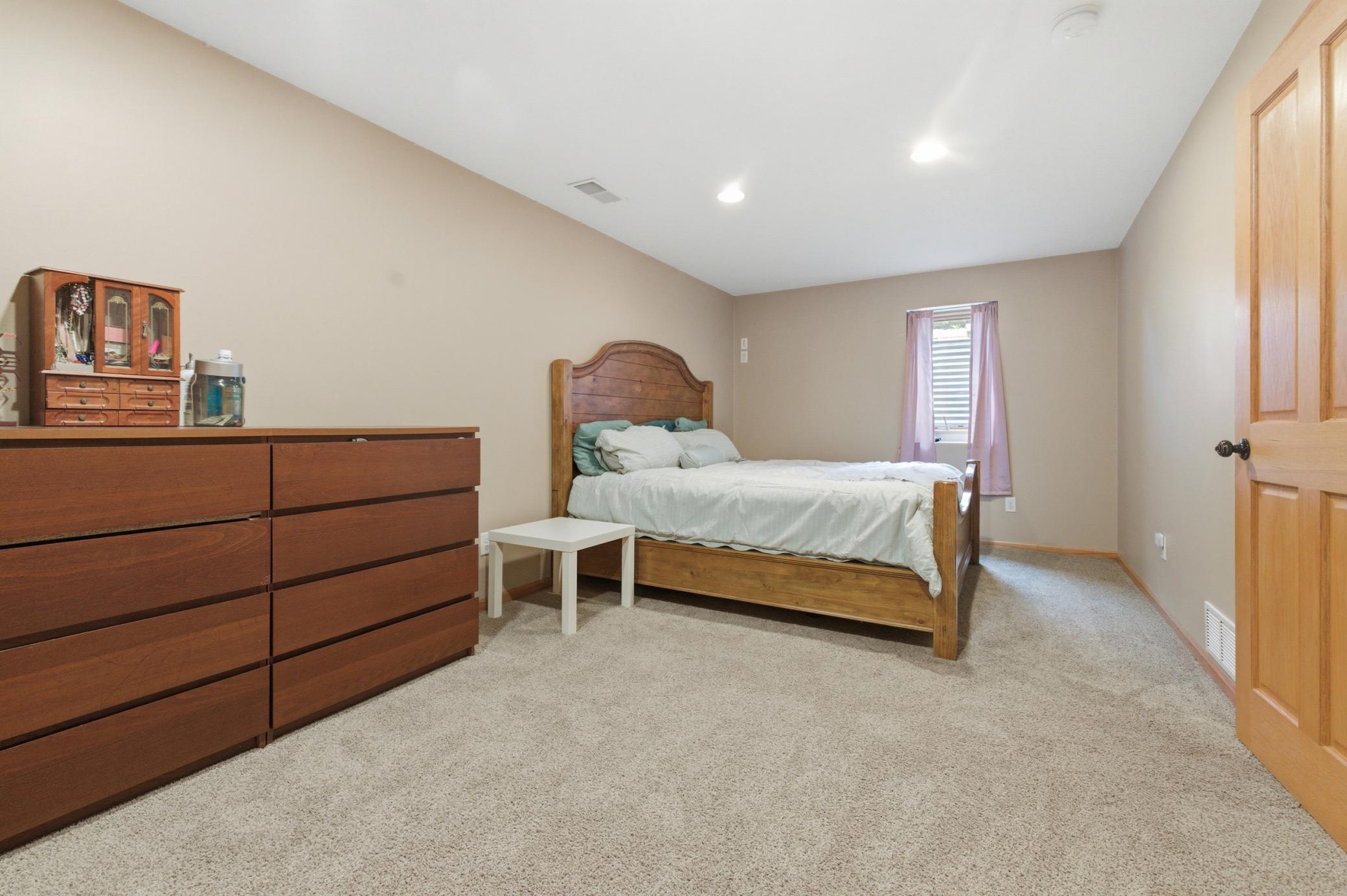 4914 Cedar Scenic Road