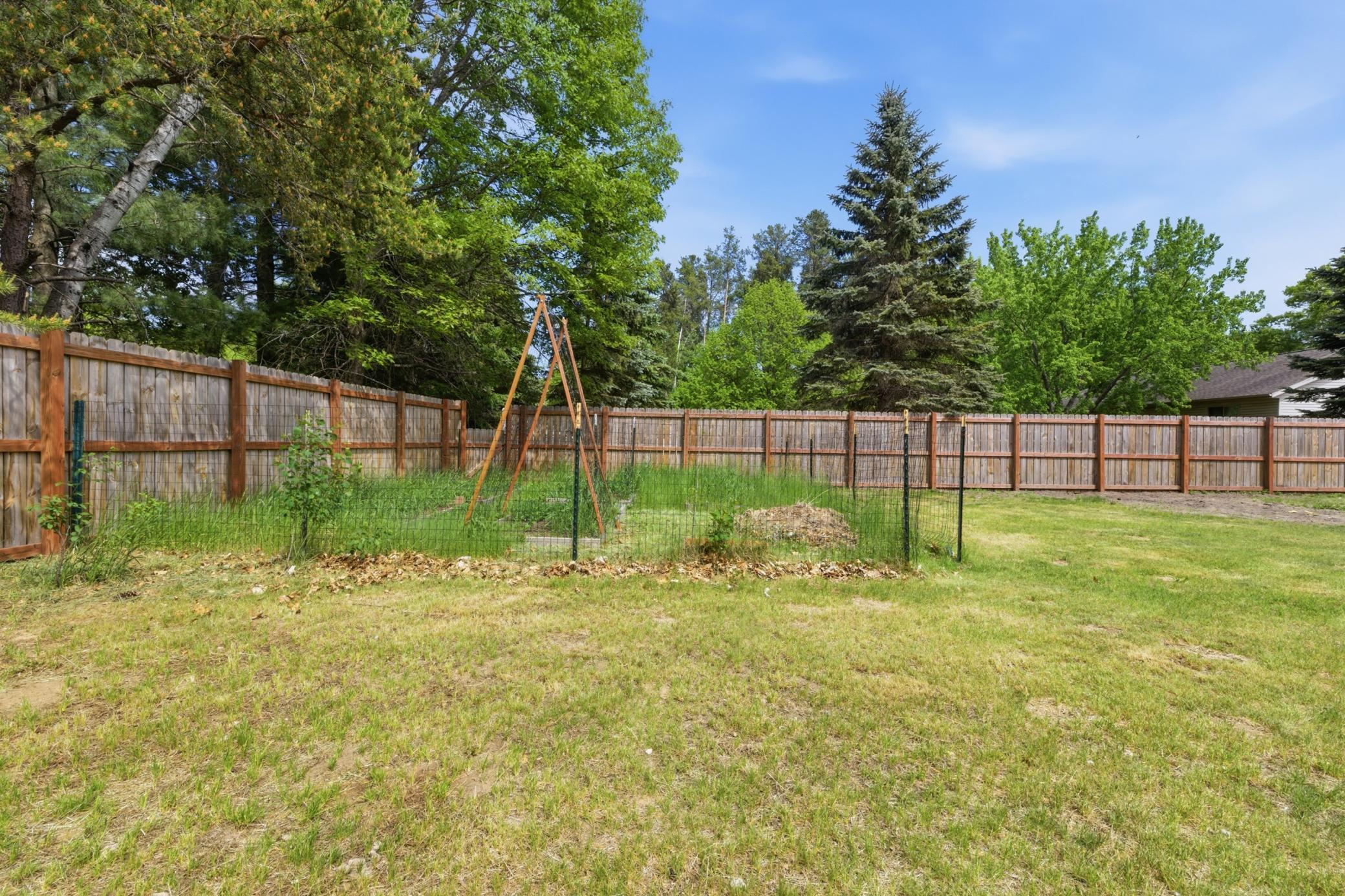 4914 Cedar Scenic Road