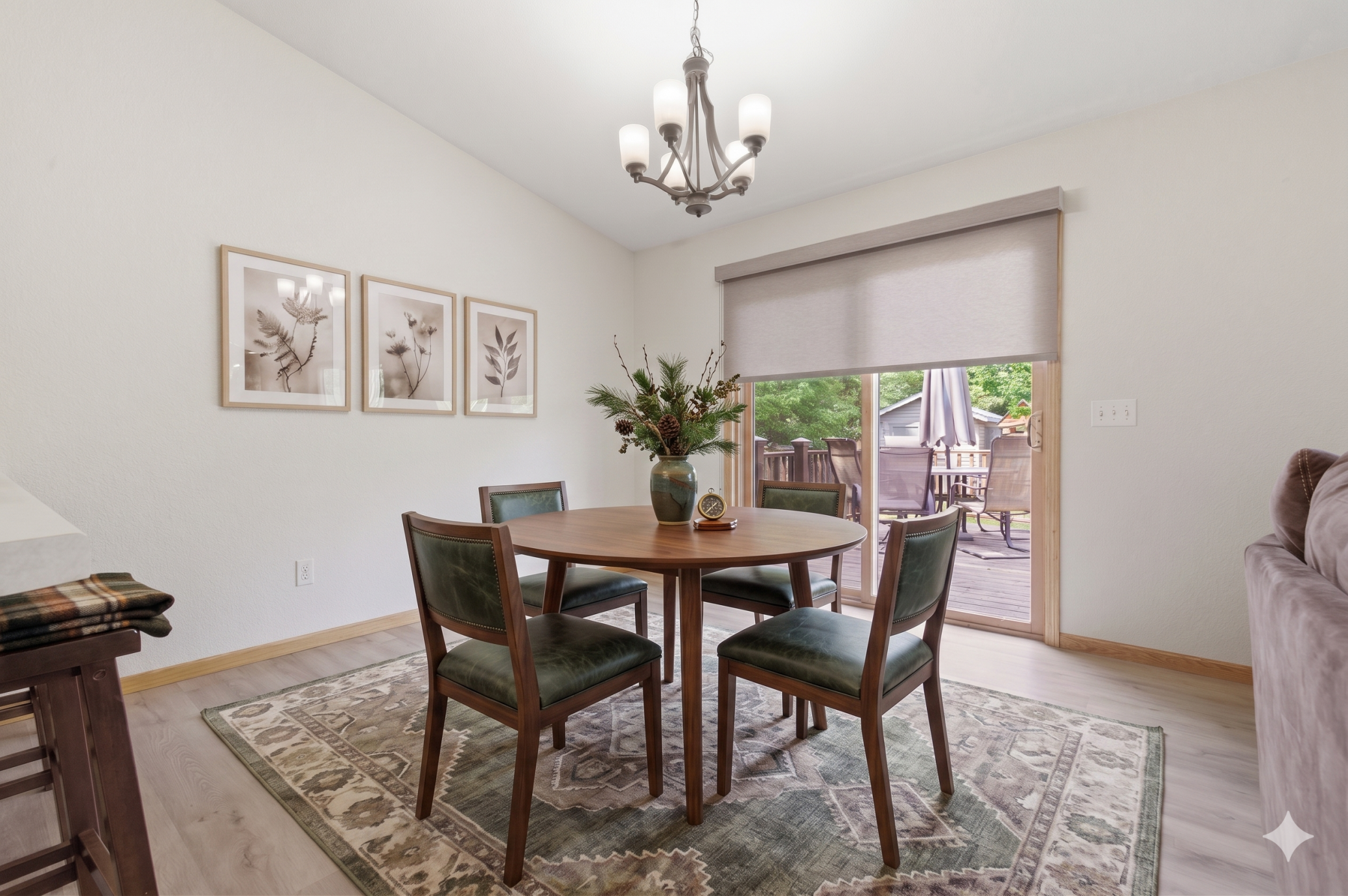 4914 Cedar Scenic Road
