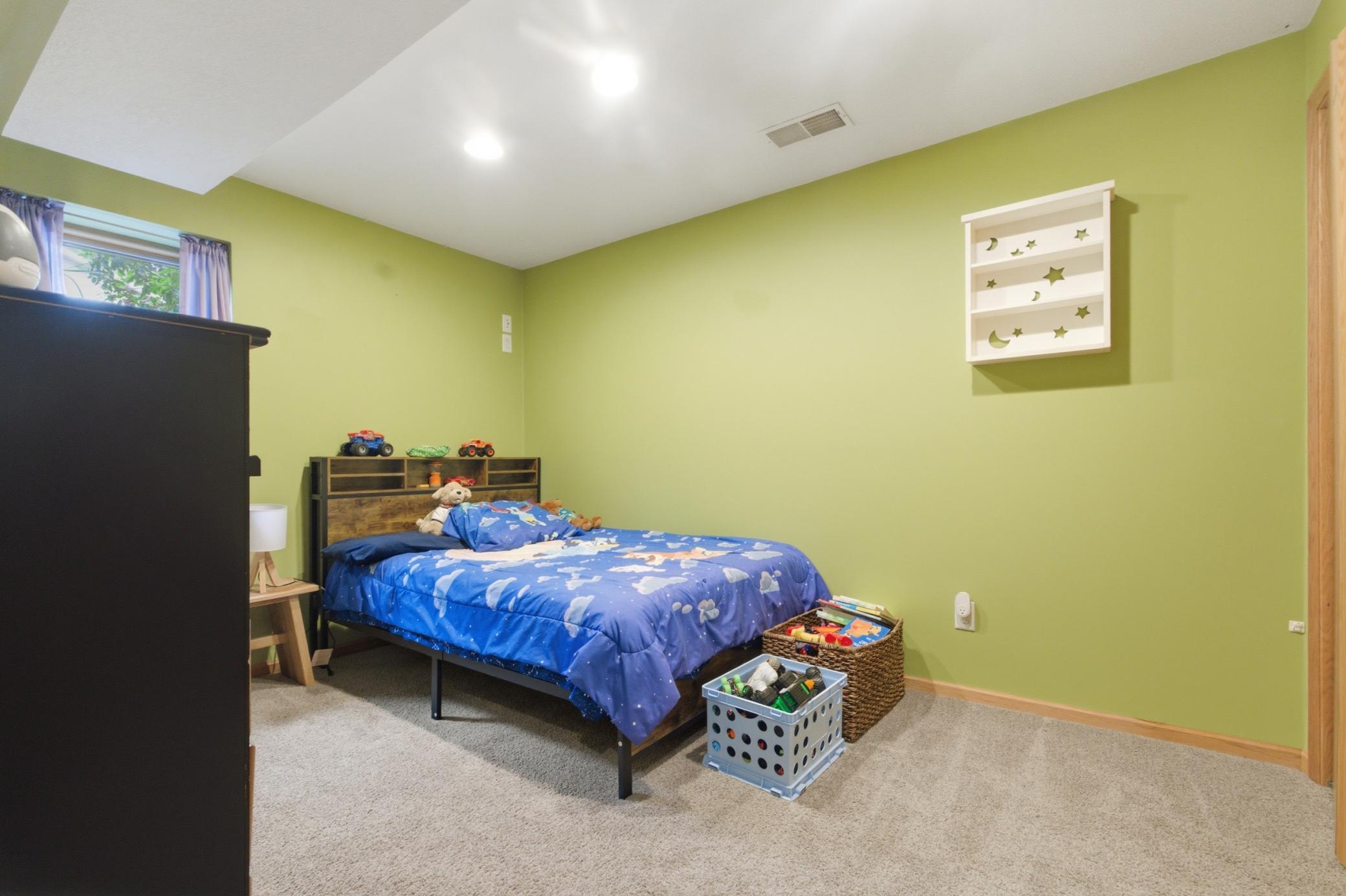 4914 Cedar Scenic Road