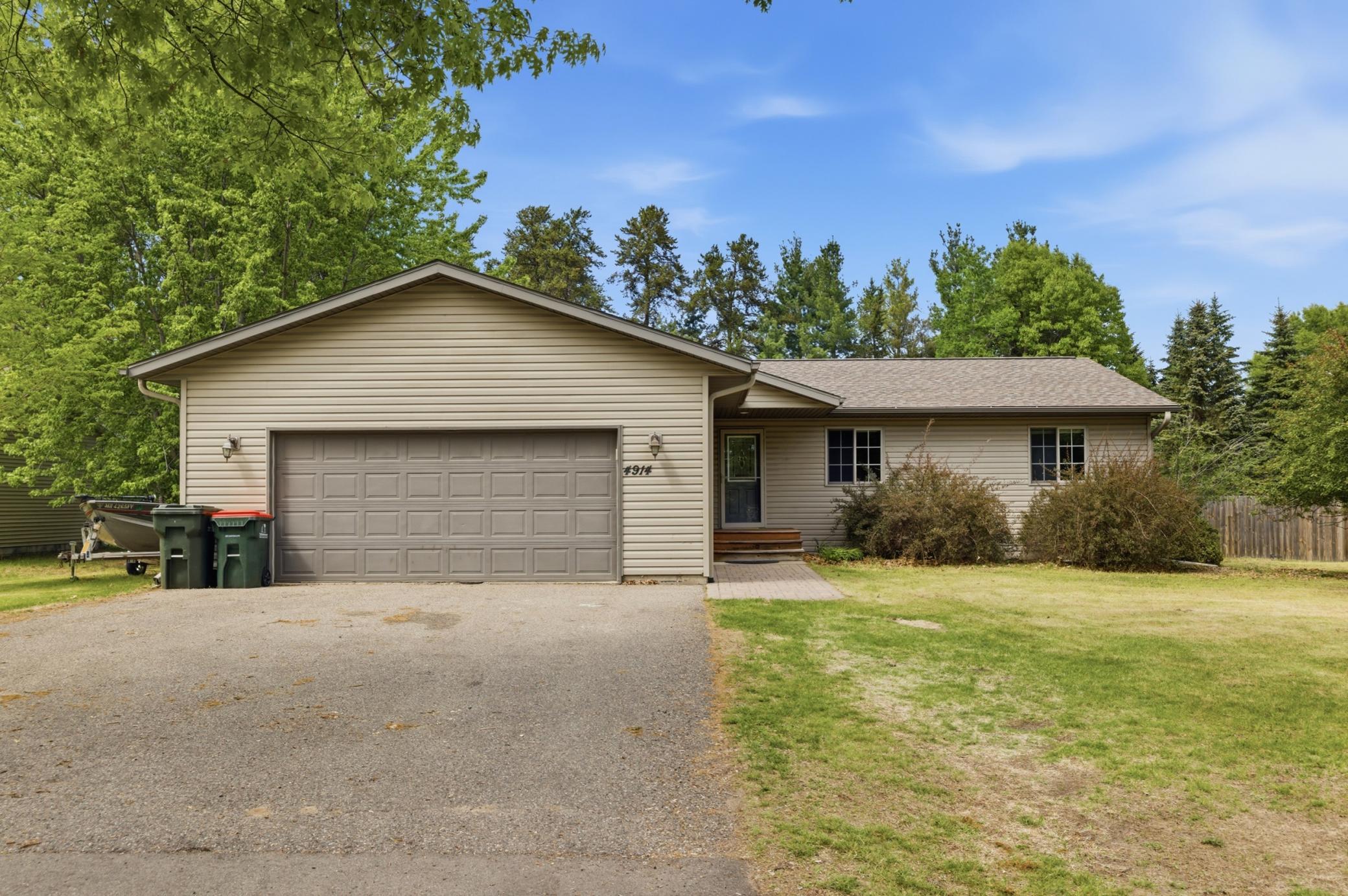 4914 Cedar Scenic Road