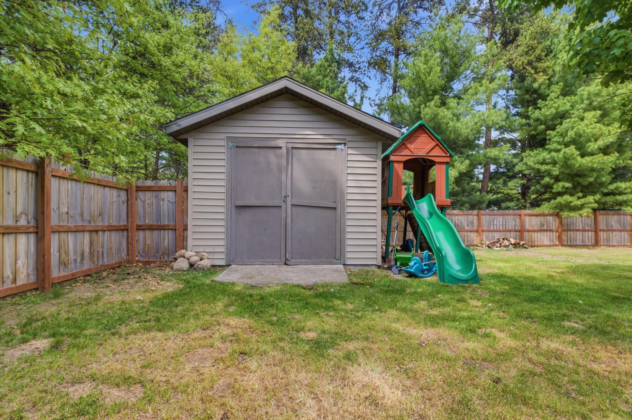 4914 Cedar Scenic Road