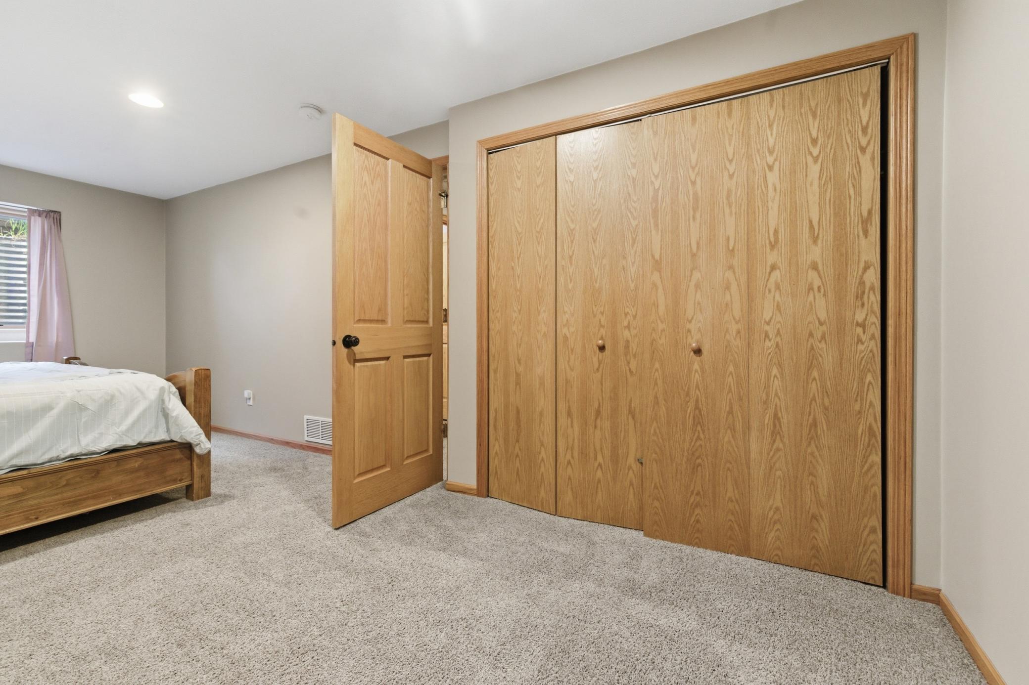 4914 Cedar Scenic Road