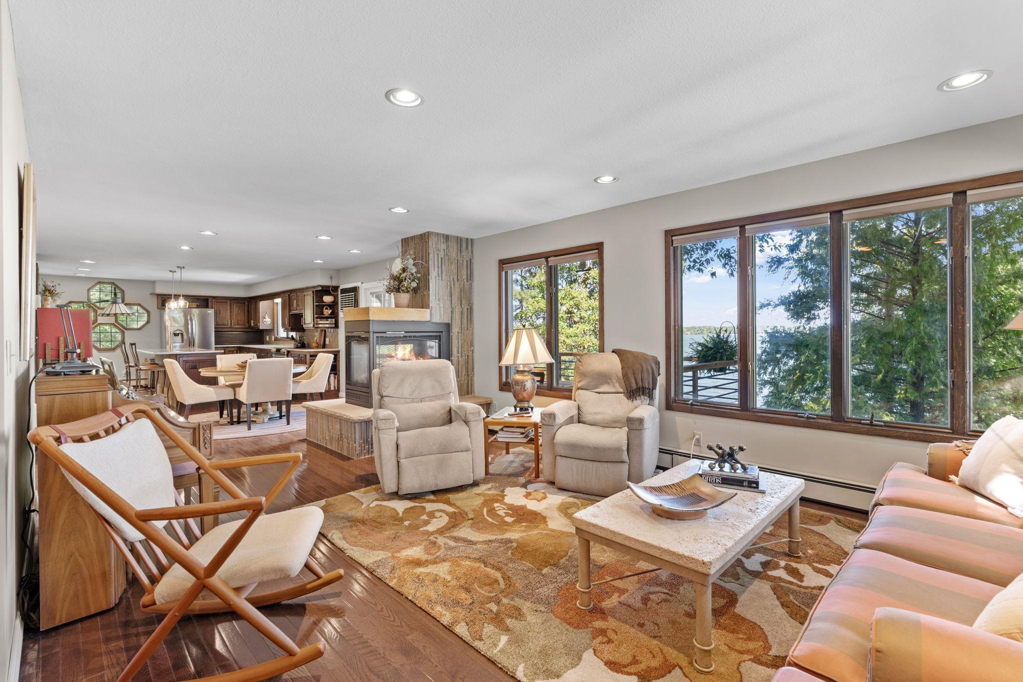 2090 Kendall Loop