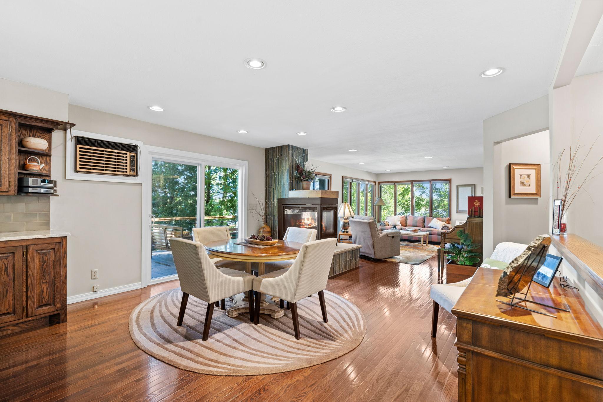 2090 Kendall Loop