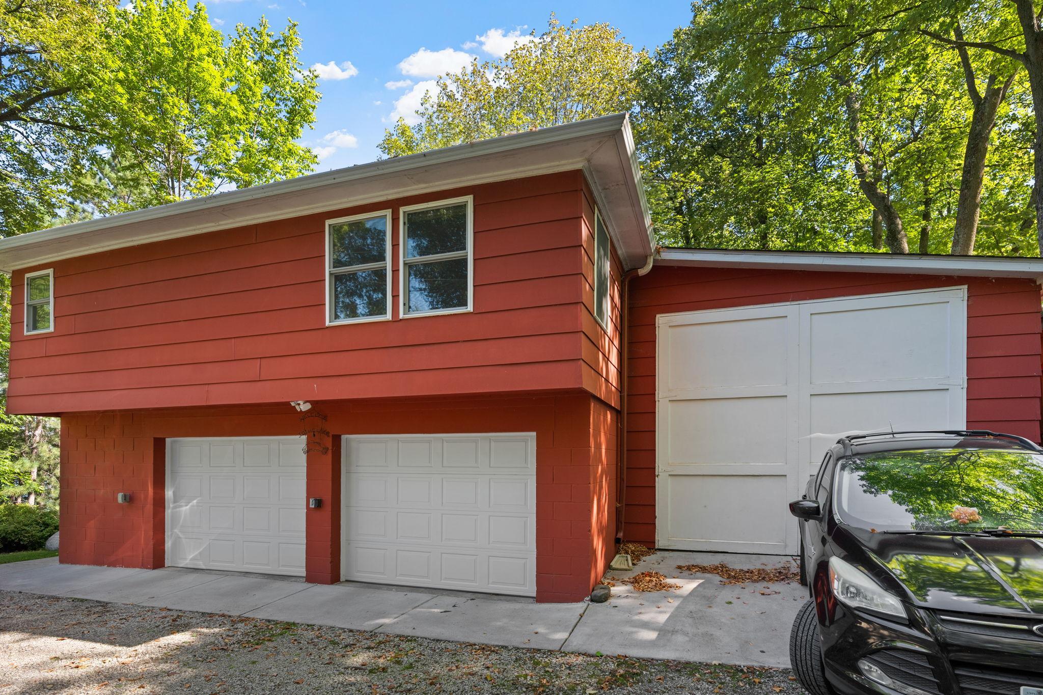 2090 Kendall Loop