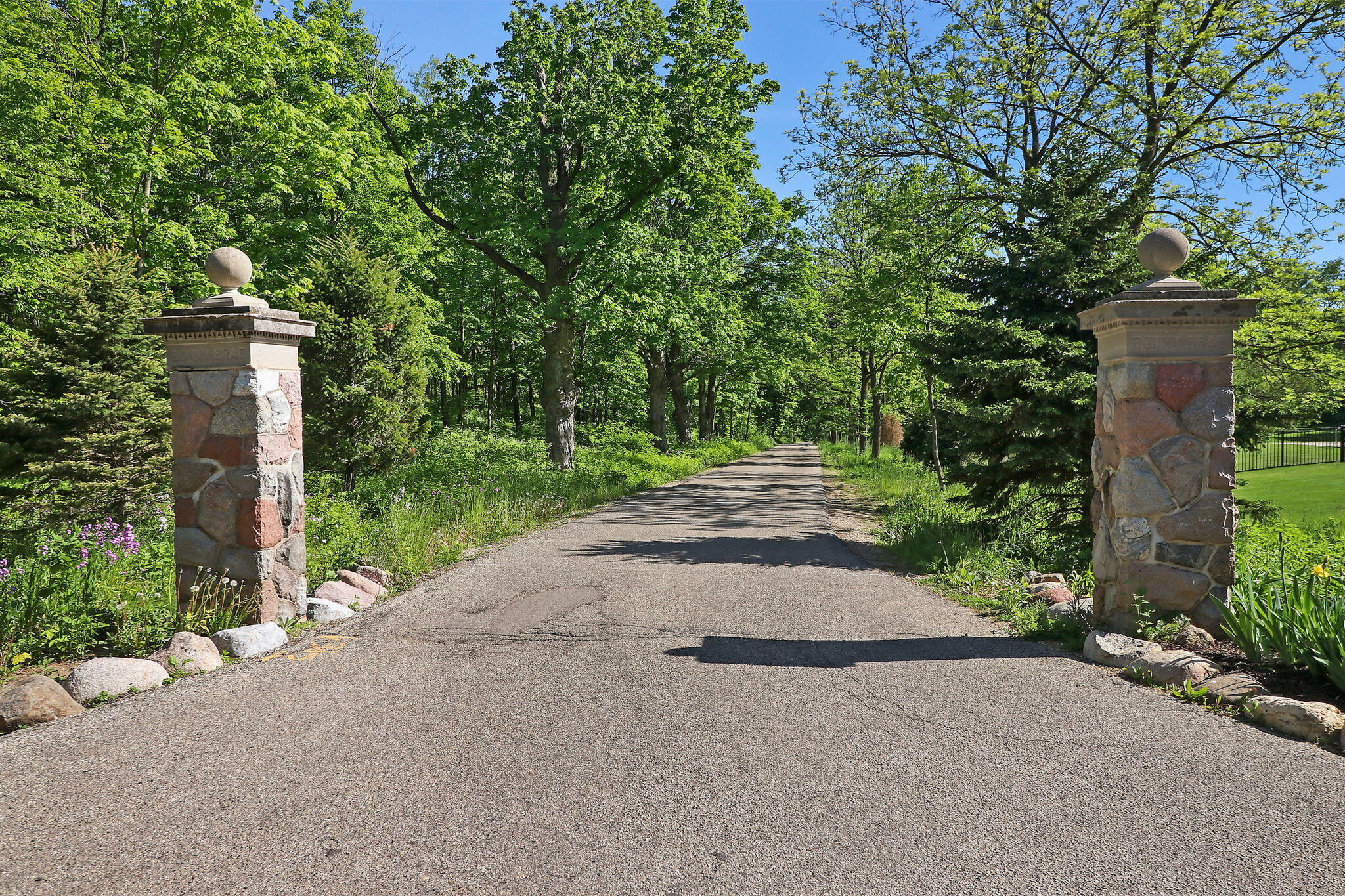 N2202 Bonnie Brae Ln