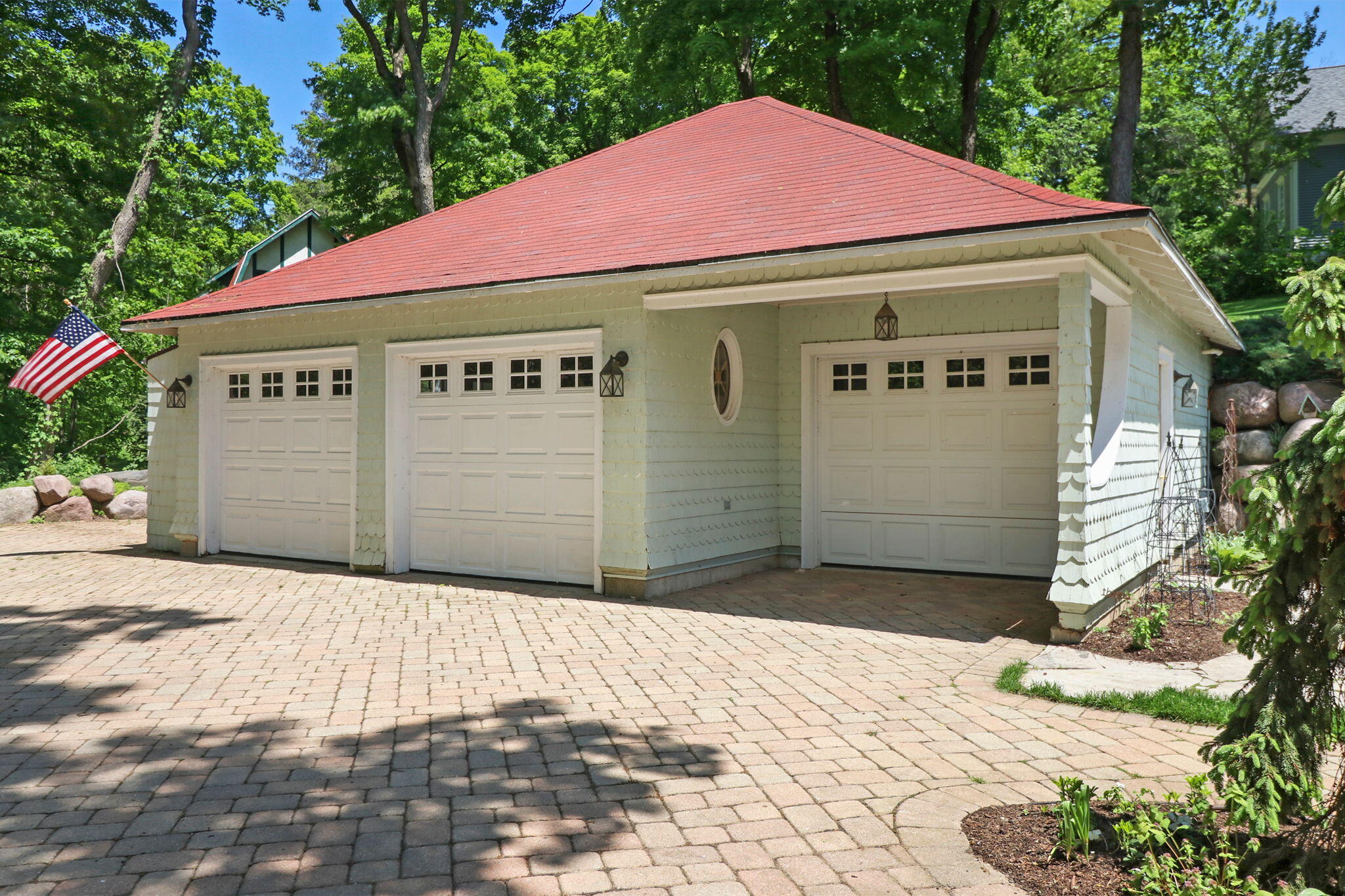 N2202 Bonnie Brae Ln