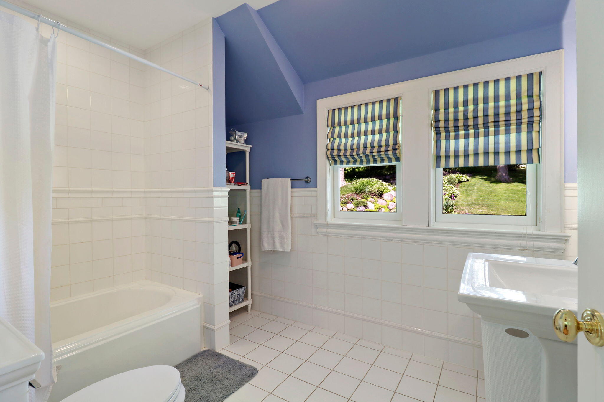 N2202 Bonnie Brae Ln