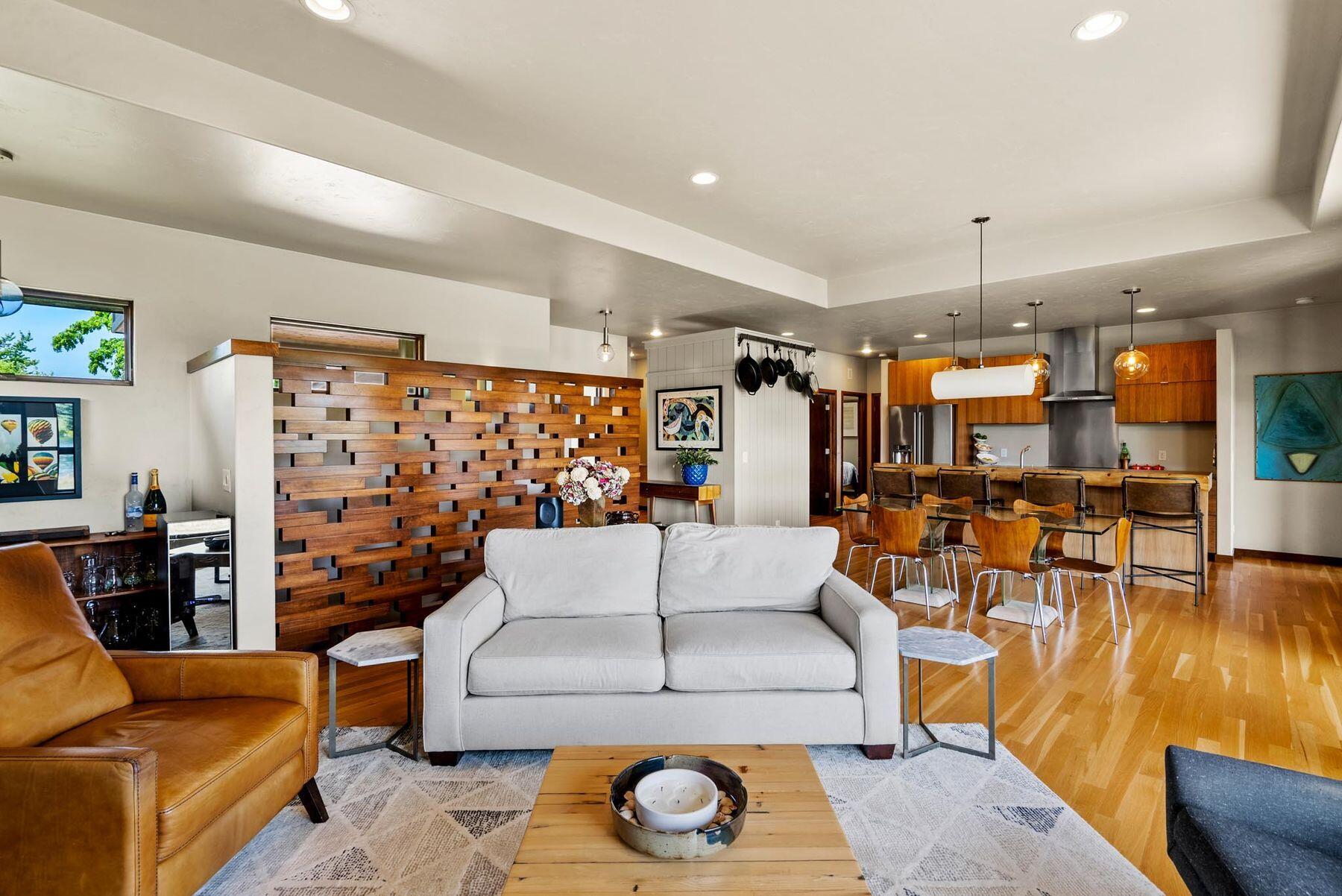 4849 Canvasback Cir