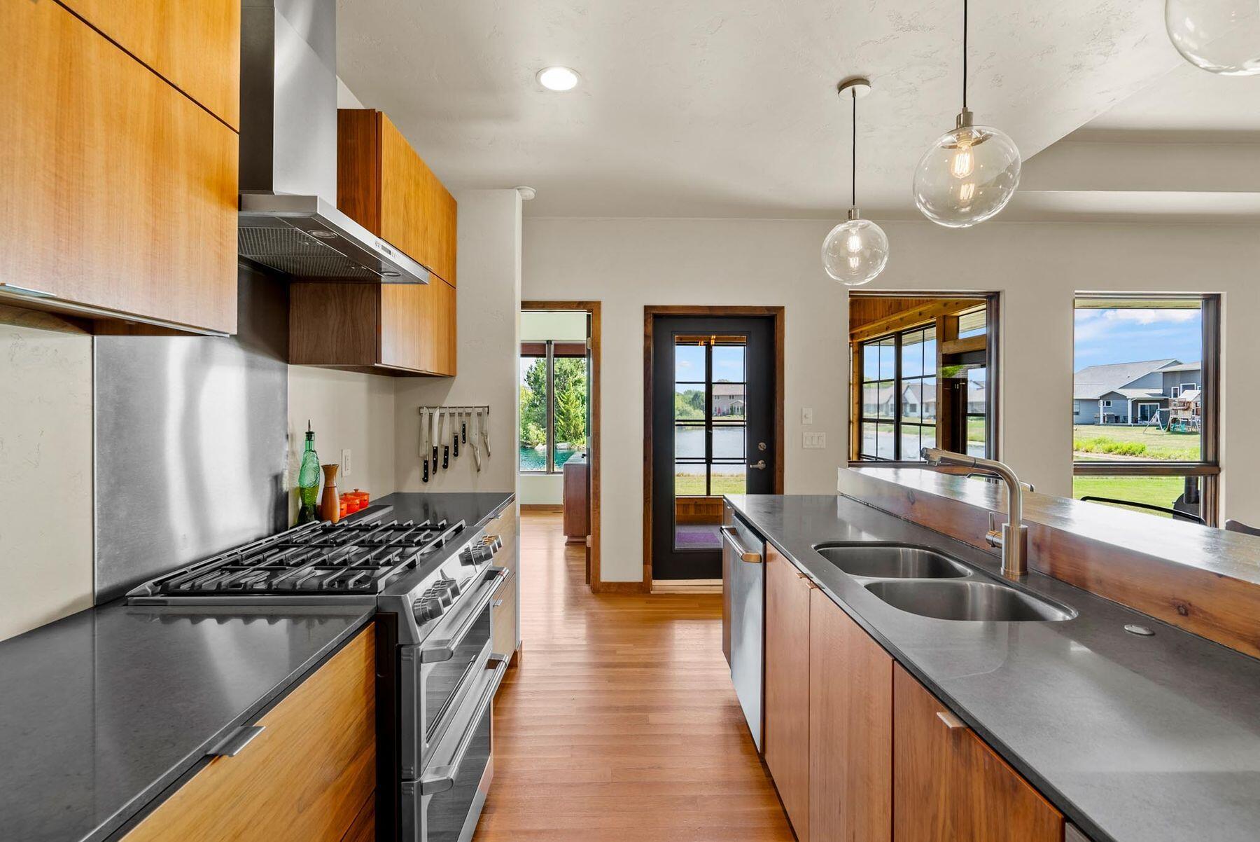 4849 Canvasback Cir