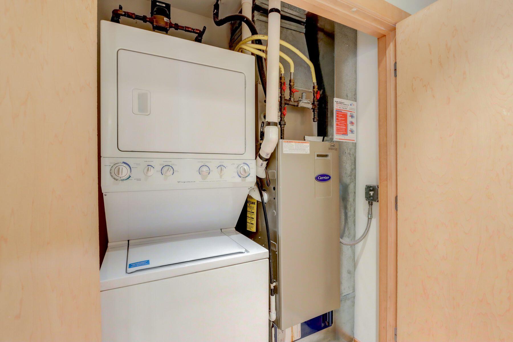 1550 E Royall Pl 1011