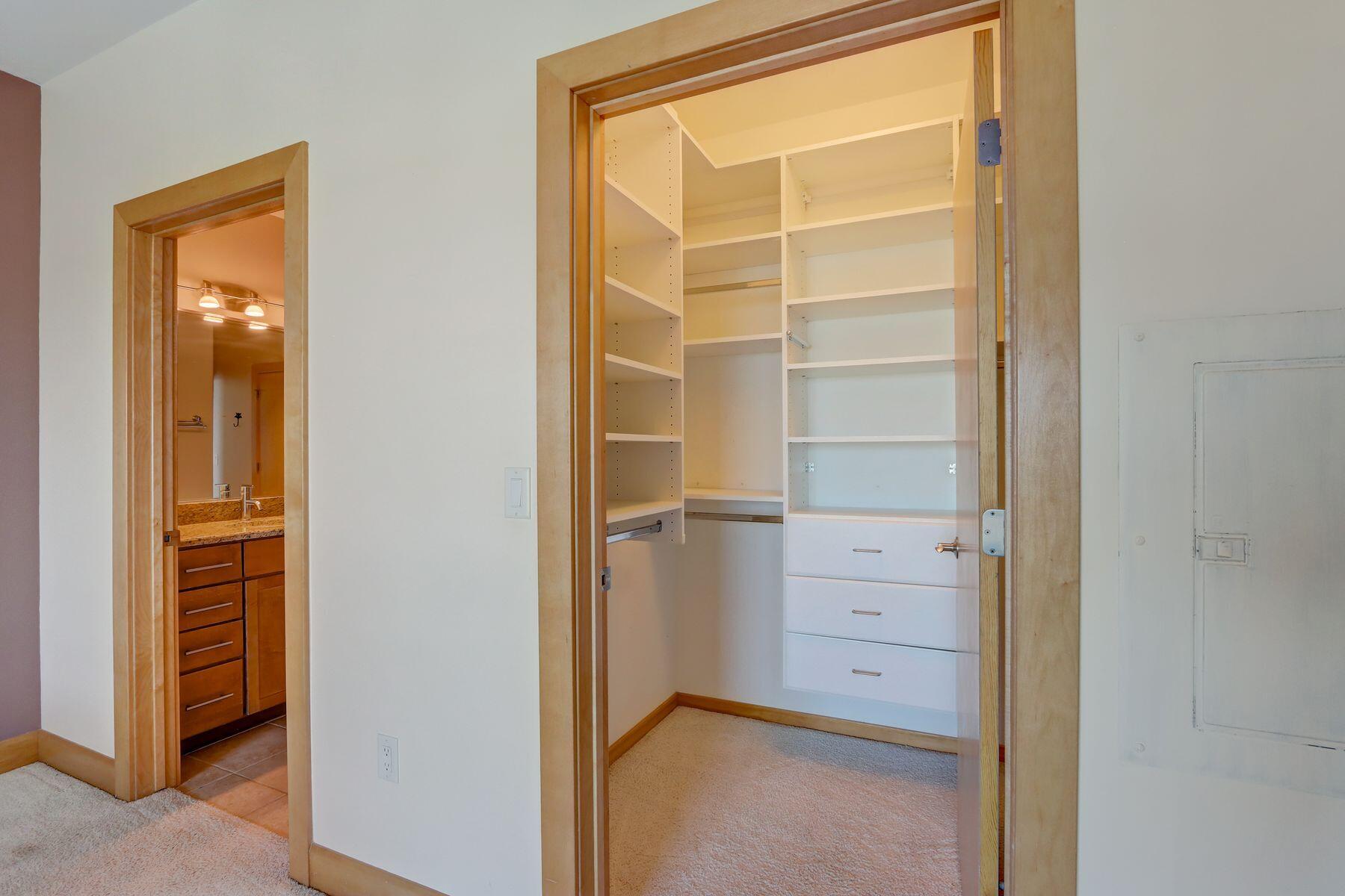 1550 E Royall Pl 1011