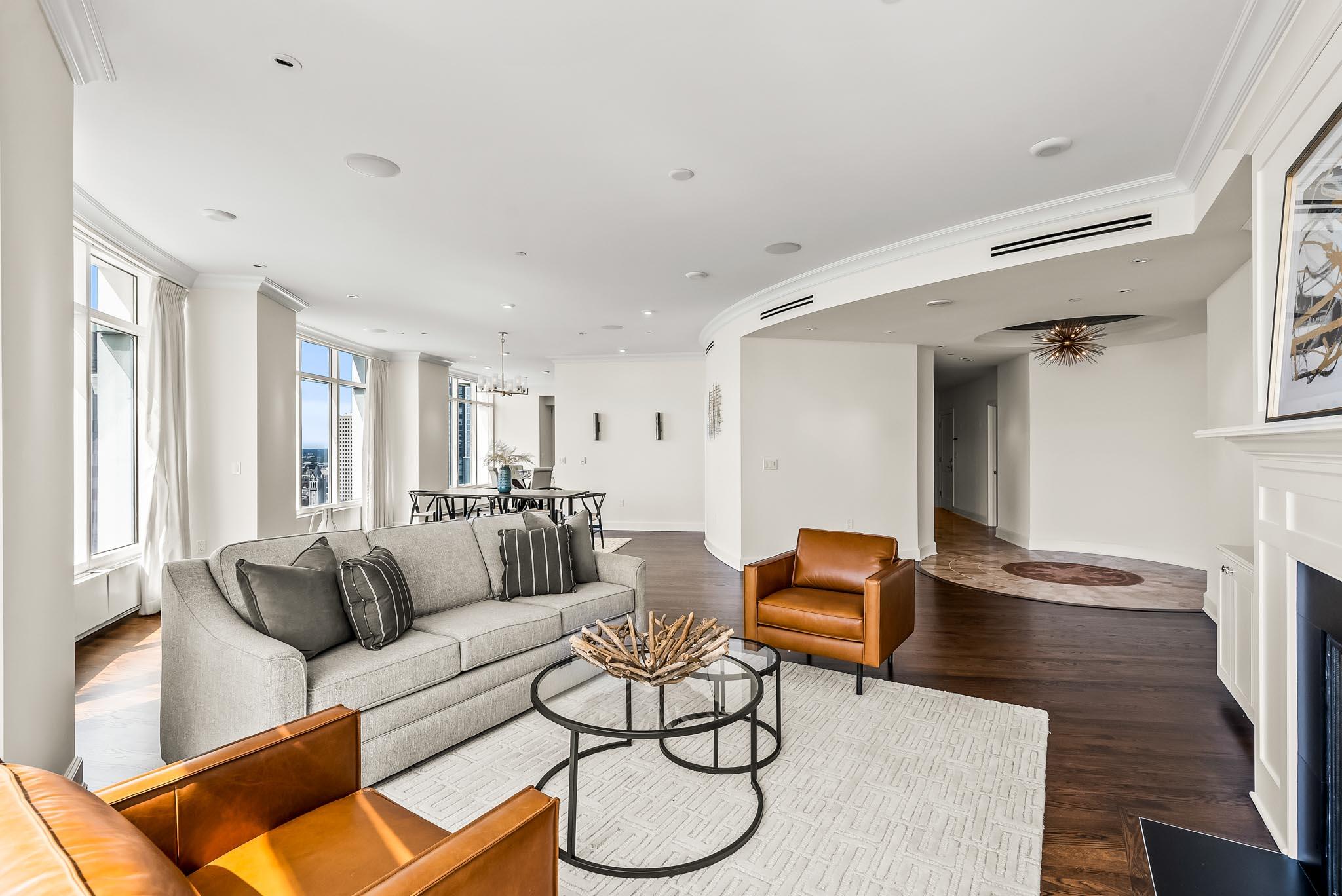 825 N Prospect Ave 2202