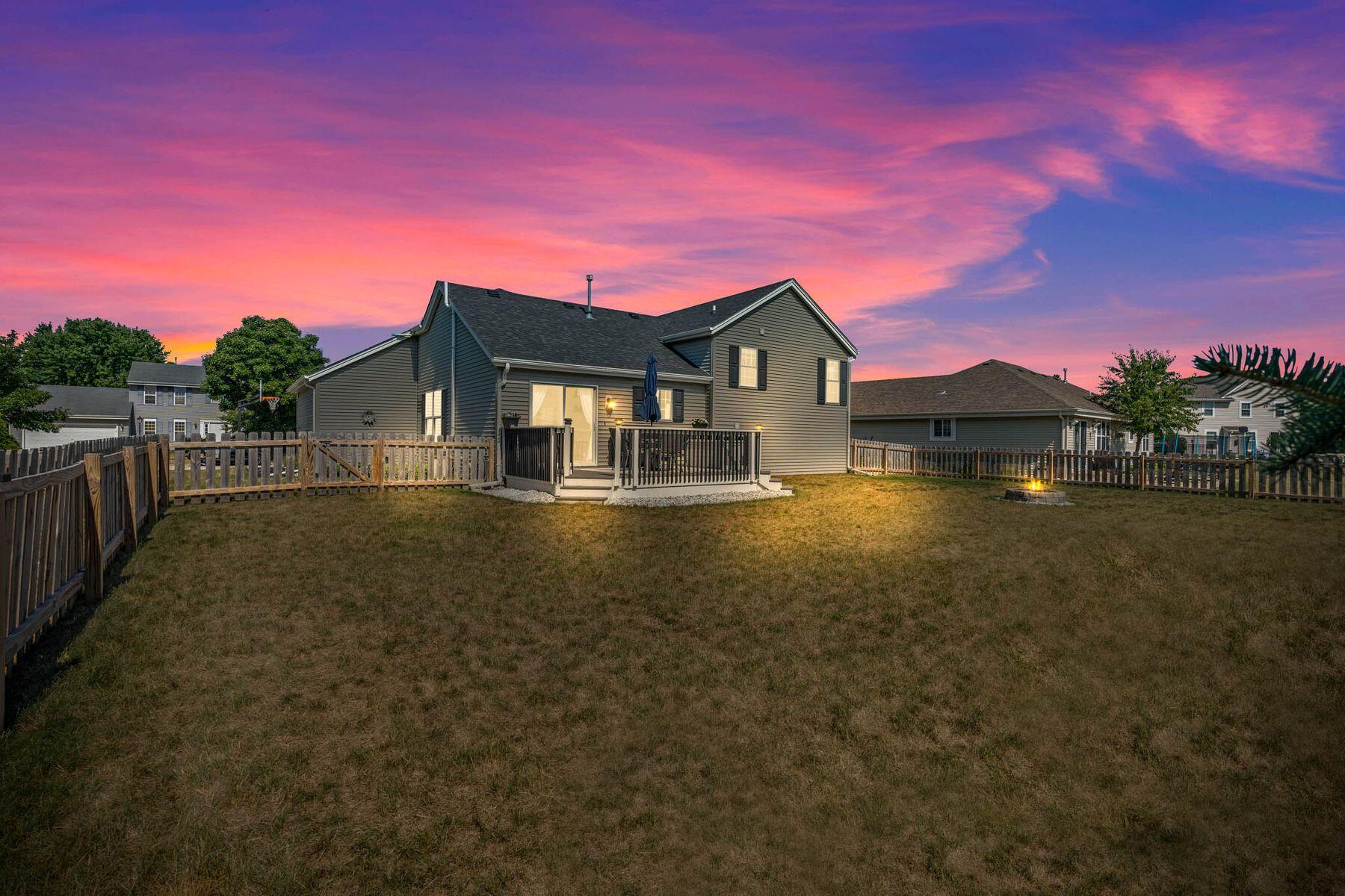 3615 Applewood Dr