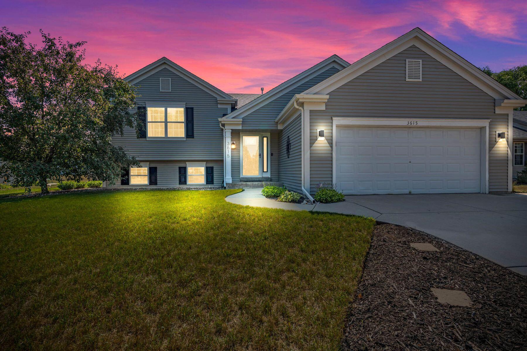 3615 Applewood Dr