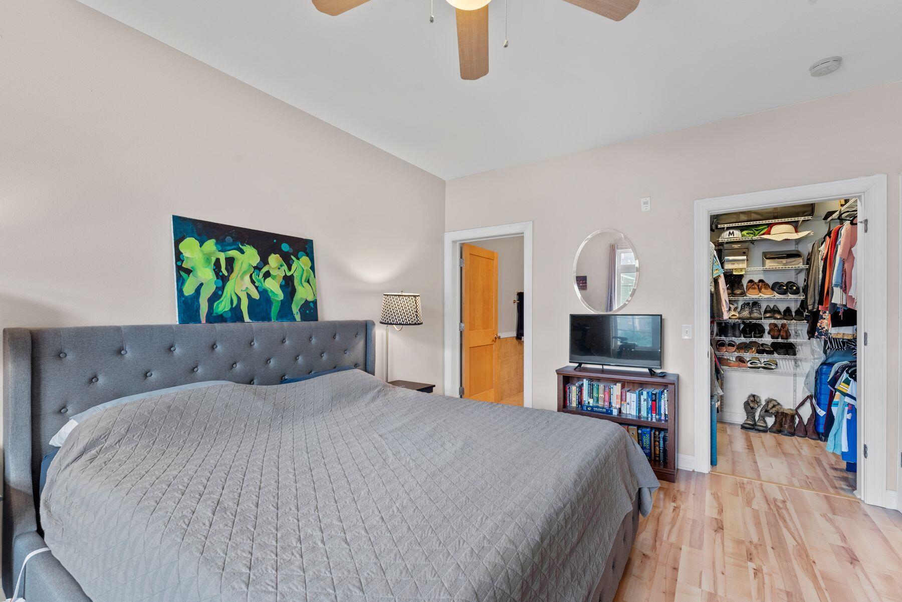 1888 N Humboldt Ave 202