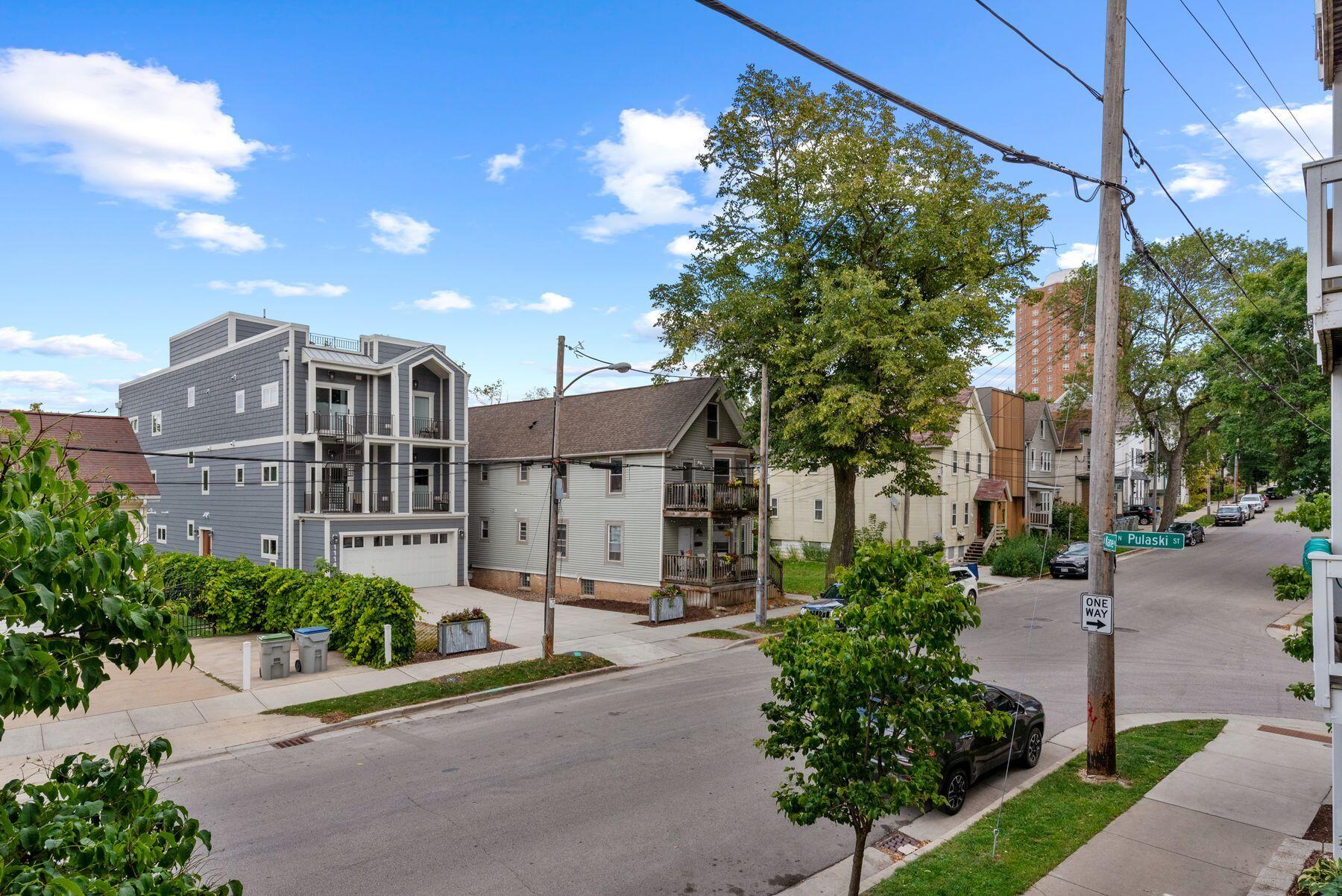 1888 N Humboldt Ave 202