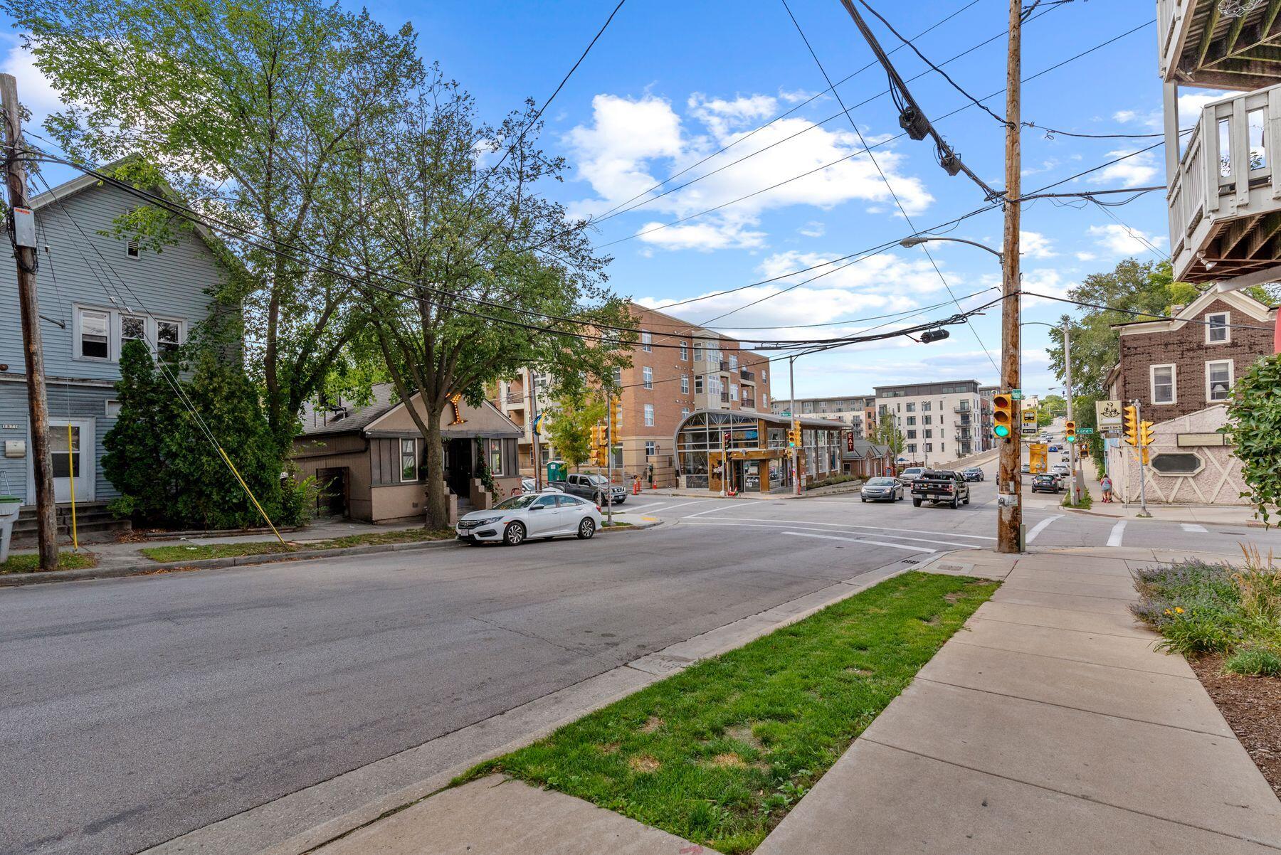 1888 N Humboldt Ave 202