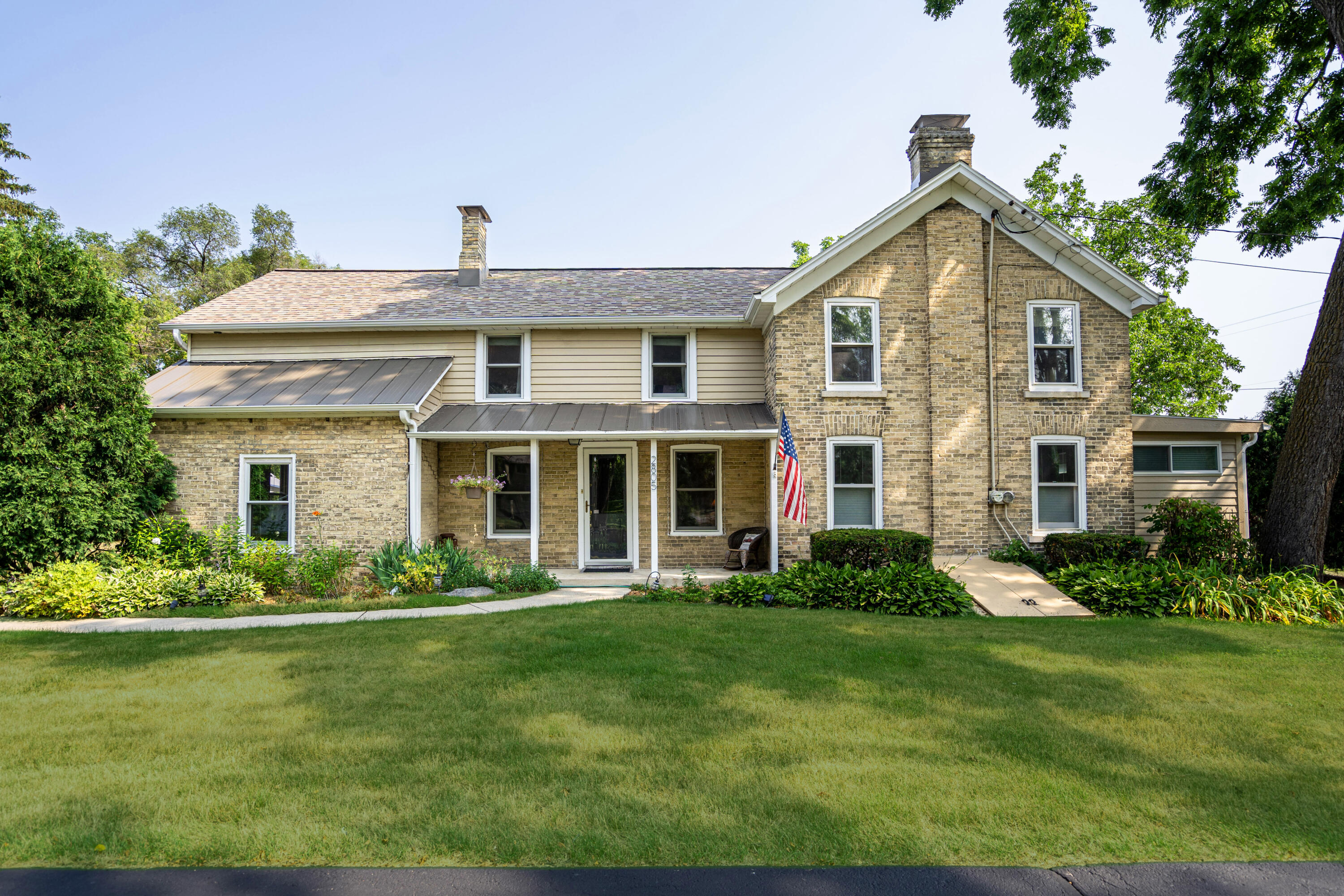2805 N Barker Rd