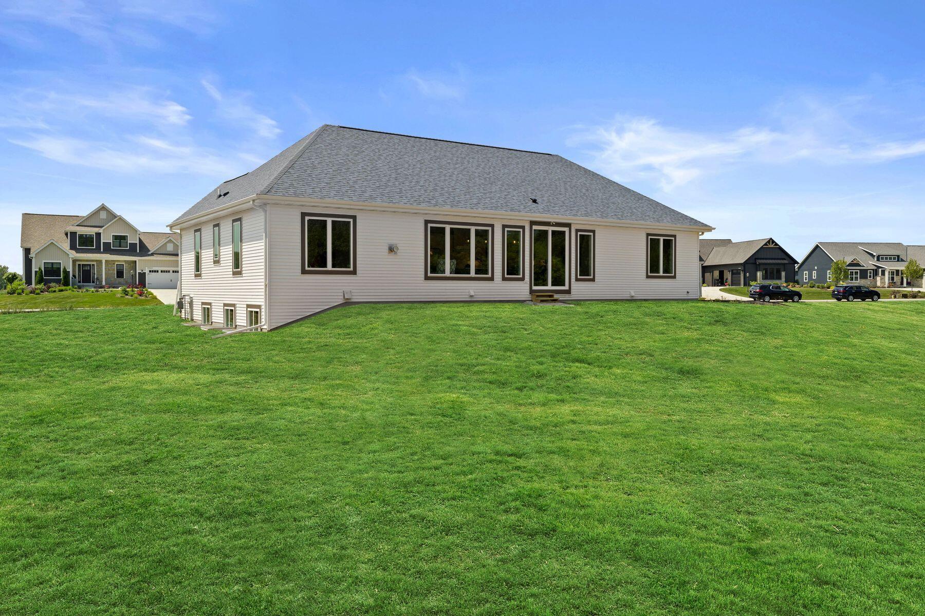 N75W25212 Beverly Ln