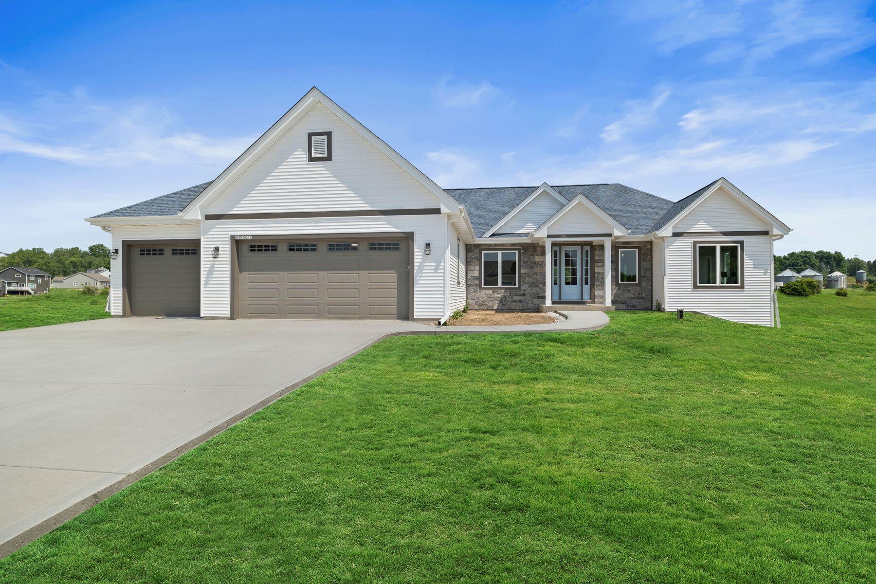N75W25212 Beverly Ln