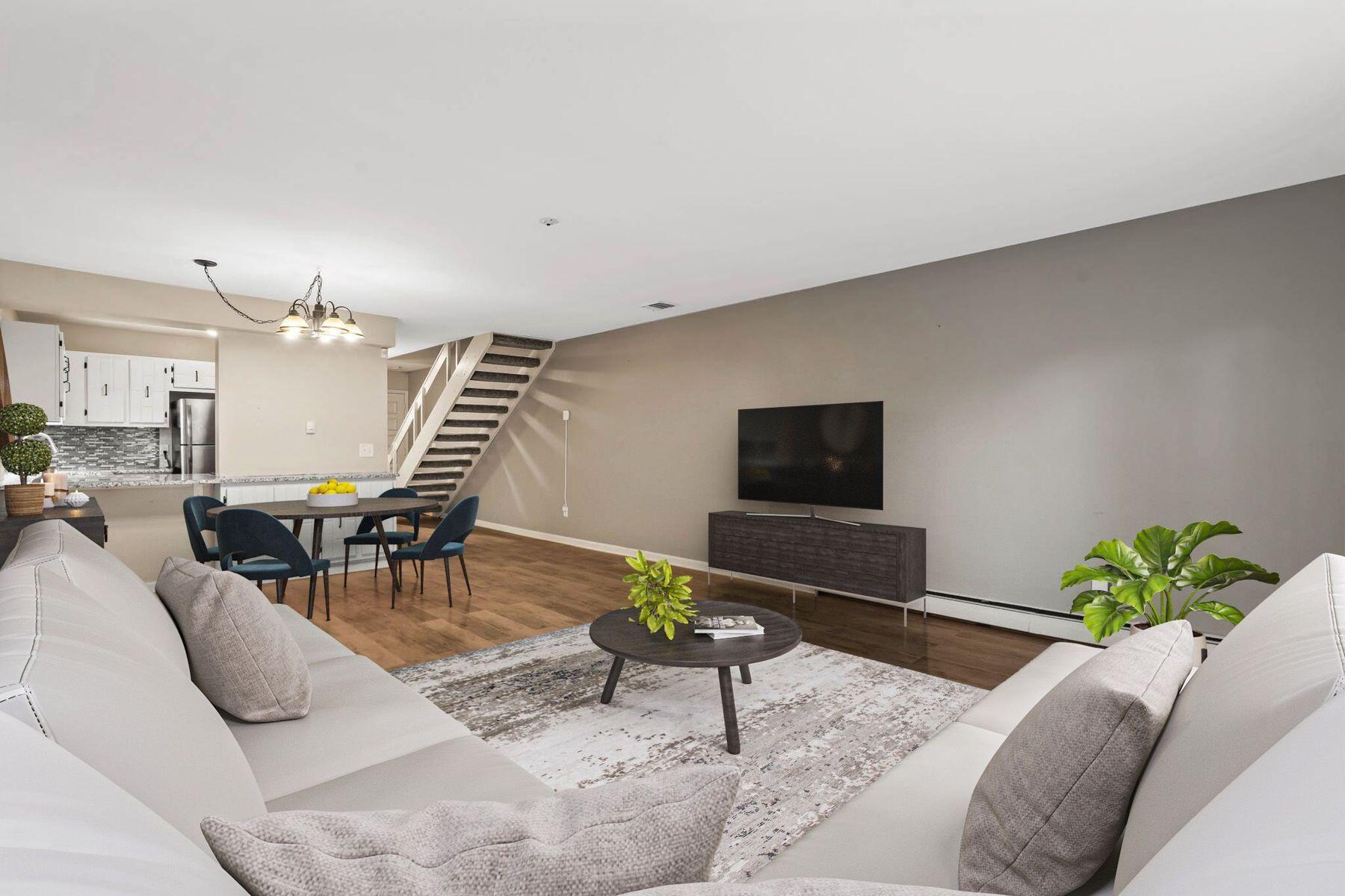 4253 W Rivers Edge Cir 10
