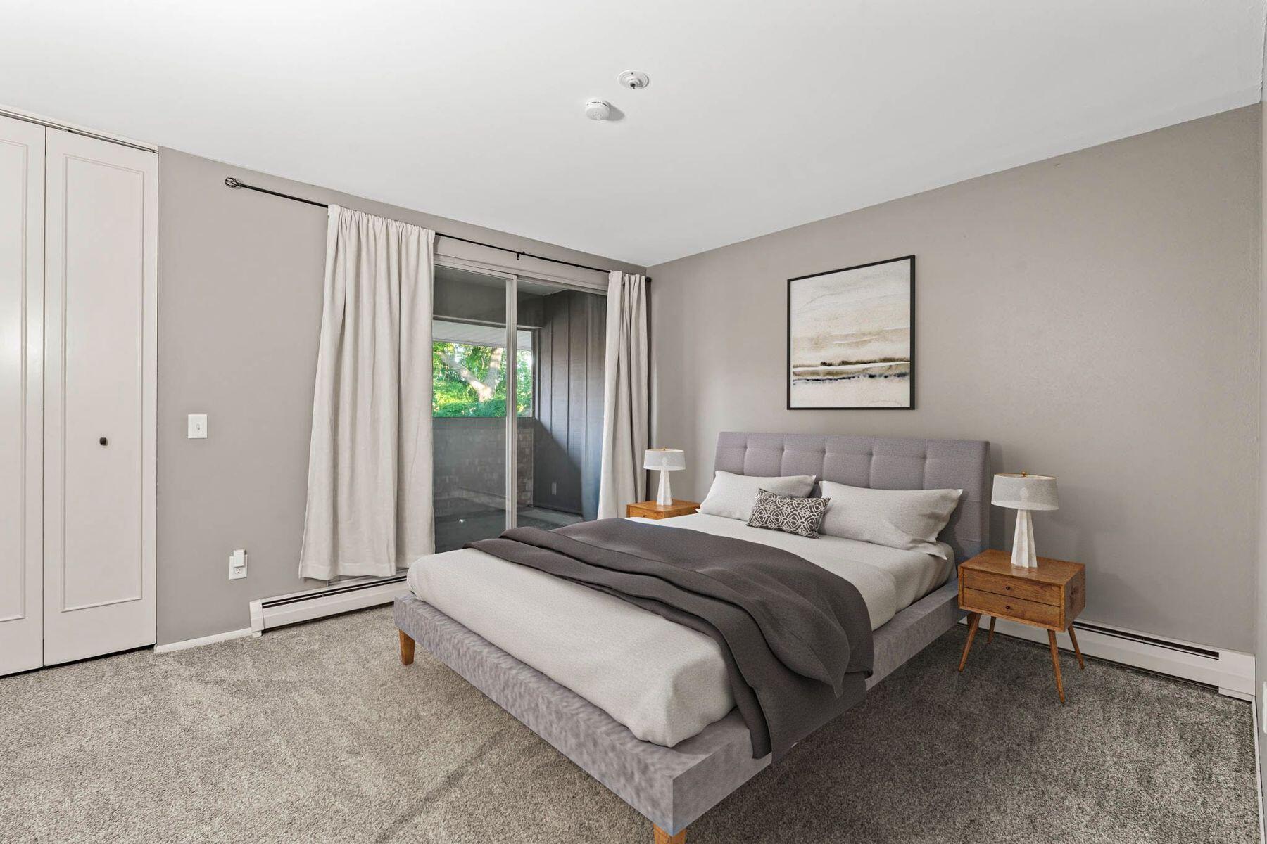 4253 W Rivers Edge Cir 10