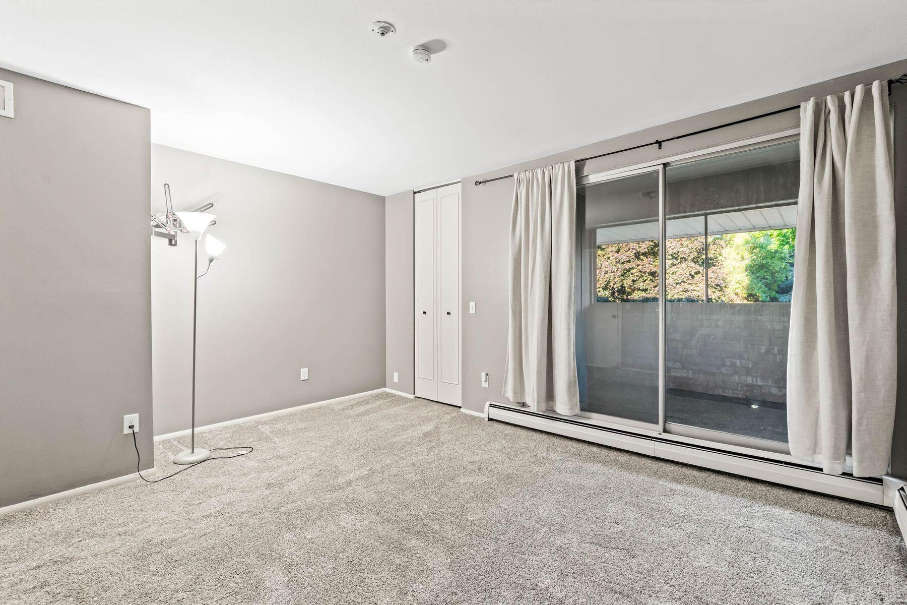 4253 W Rivers Edge Cir 10